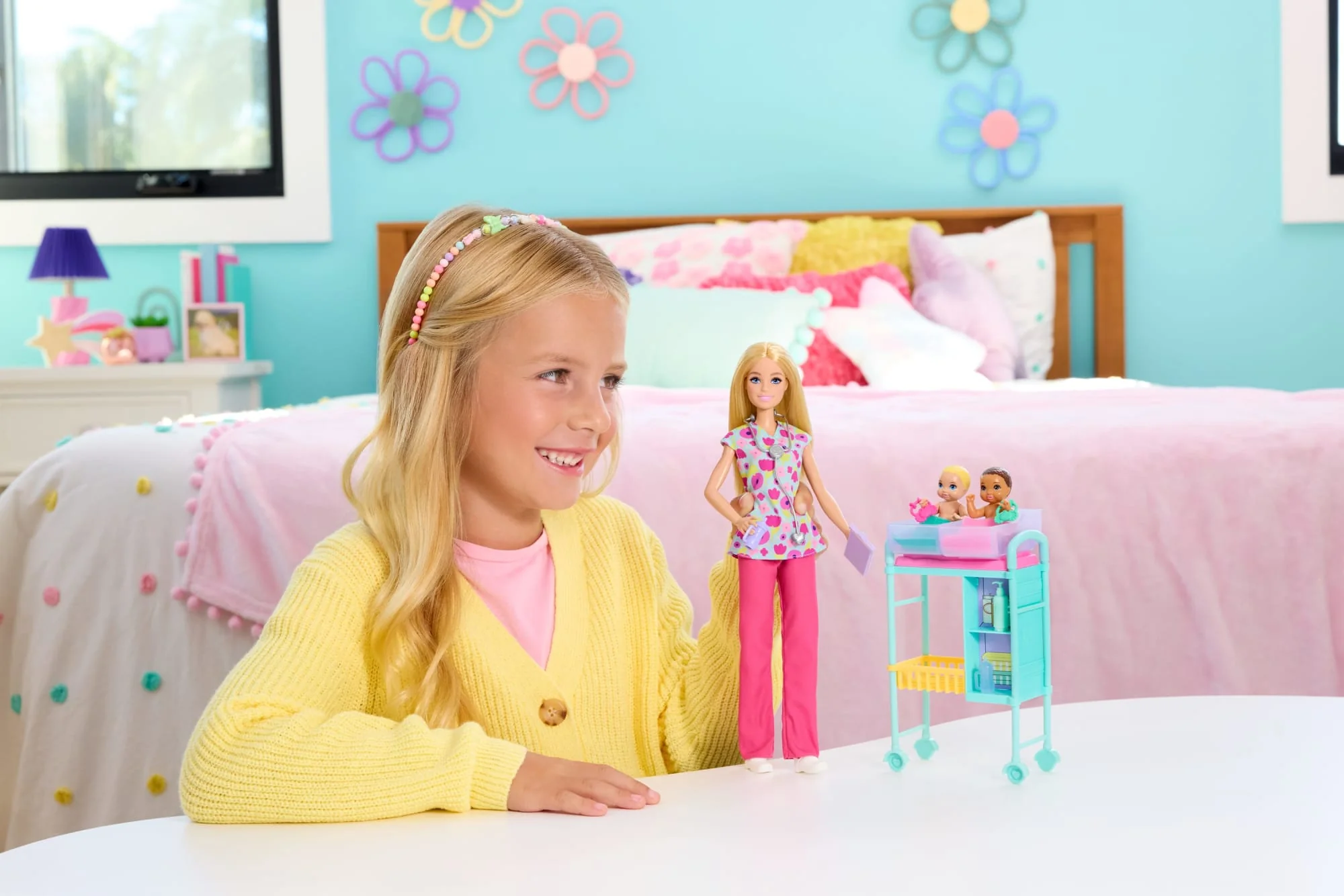 Barbie Careers Baby Doctor Playset With Blonde Fashion Doll, 2 Baby Dolls, Exam Table & Accessories - Image 2