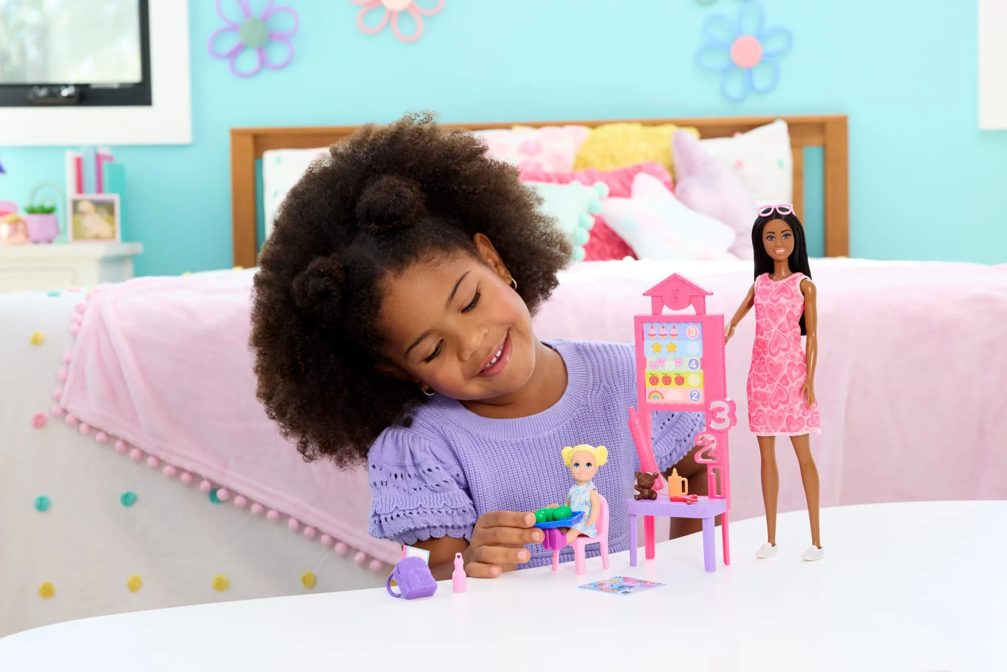 Barbie Careers Teacher Playset With Fashon Doll, Toddler Doll, Classroom Board & Accessories - Image 2