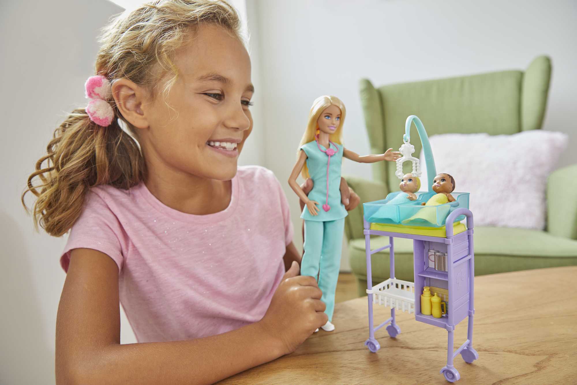 Barbie Coffret Docteure - Image 2