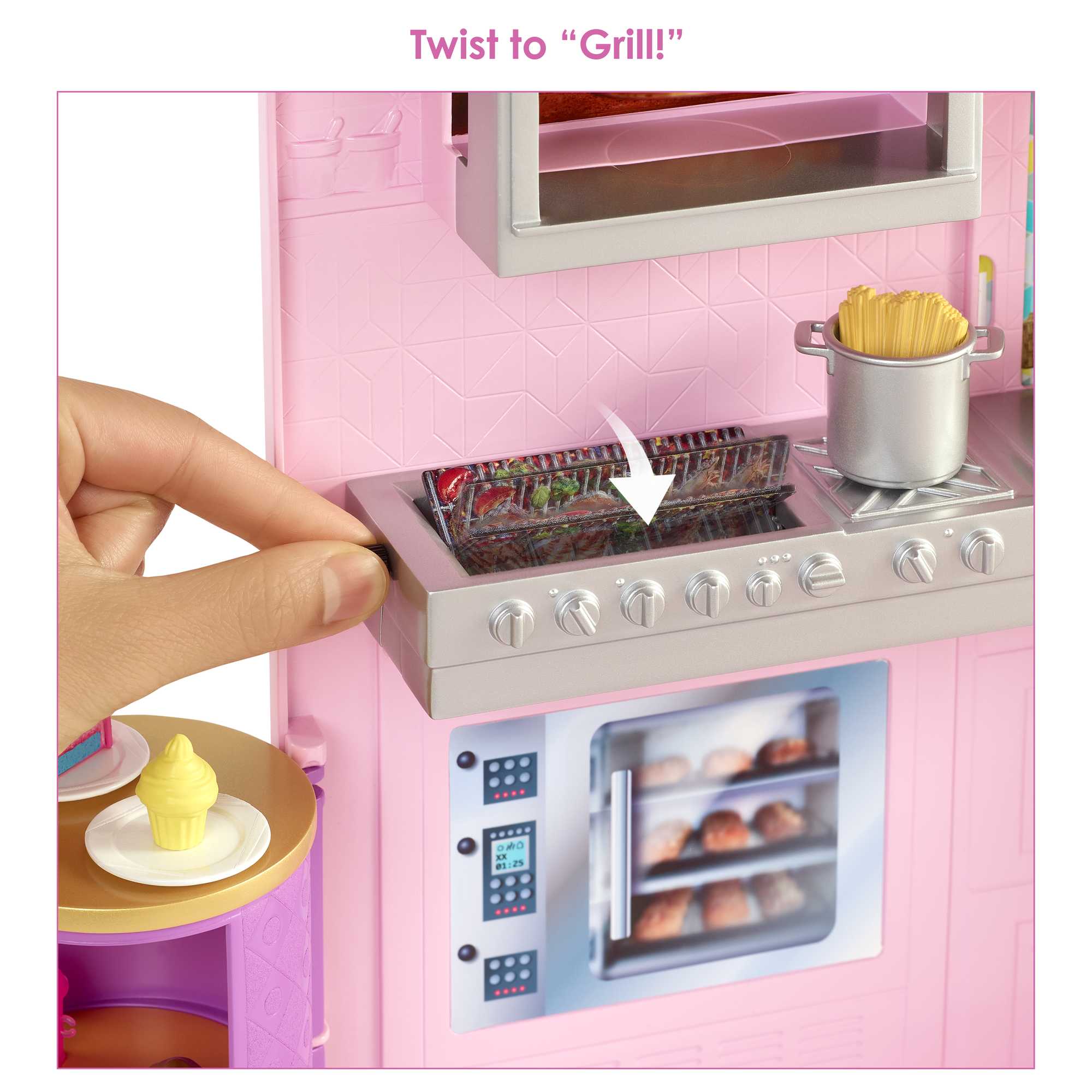 Barbie Cook ‘n Grill Restaurant Doll And Playset - Image 4