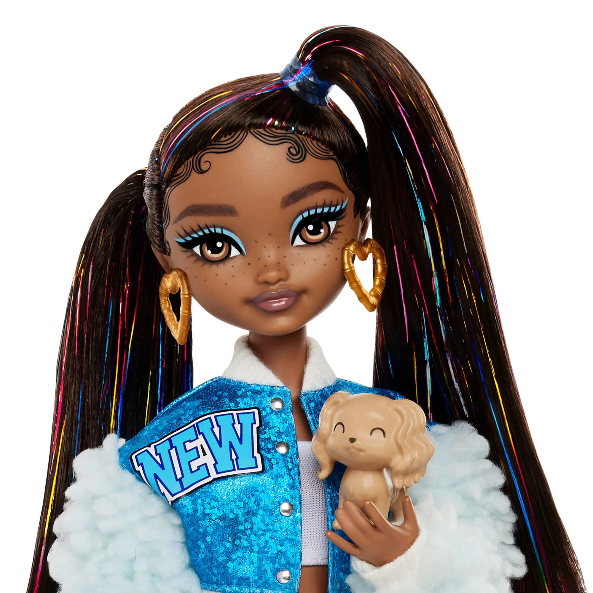 Barbie Dream Besties Barbie “Brooklyn” Fashion Doll With 8 Video & Music Themed Accessories - Image 4