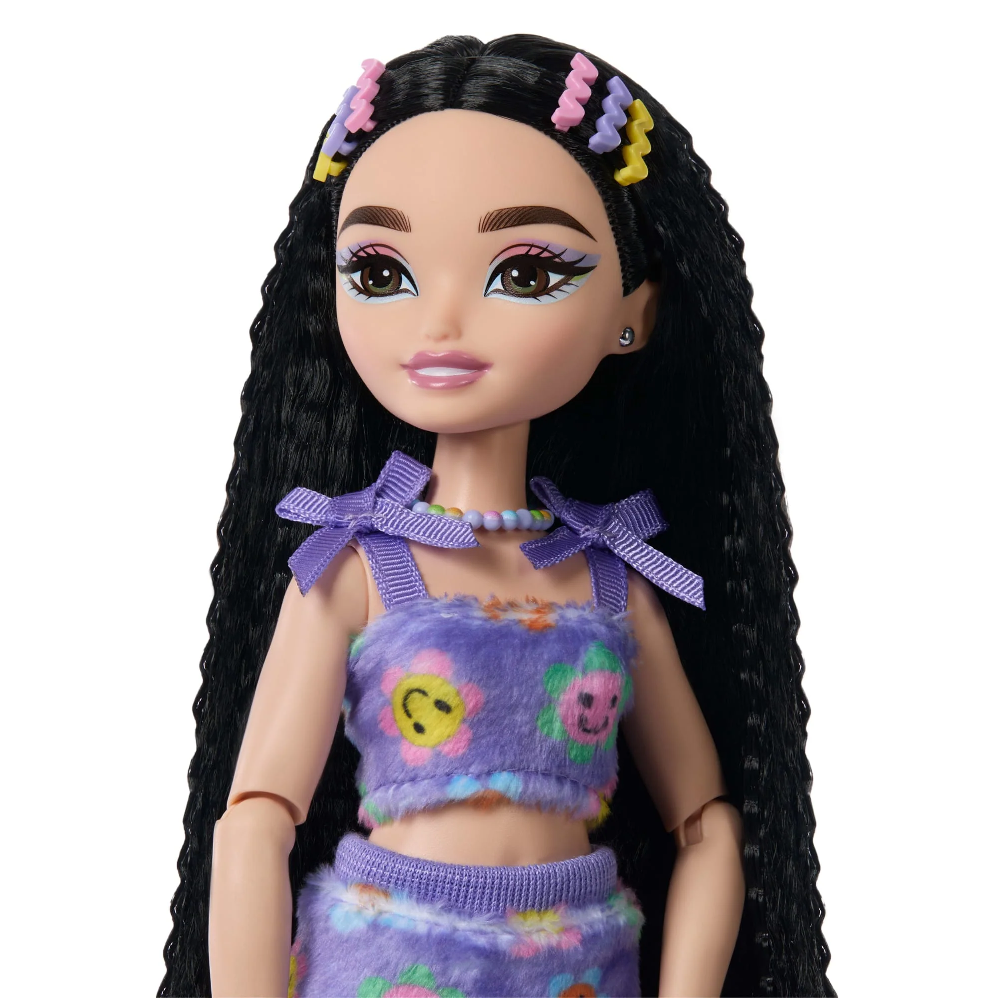 Dream Besties Barbie Renee Roller Skating Fashion Doll With 12 Video & Food Themed Accessories - Image 2