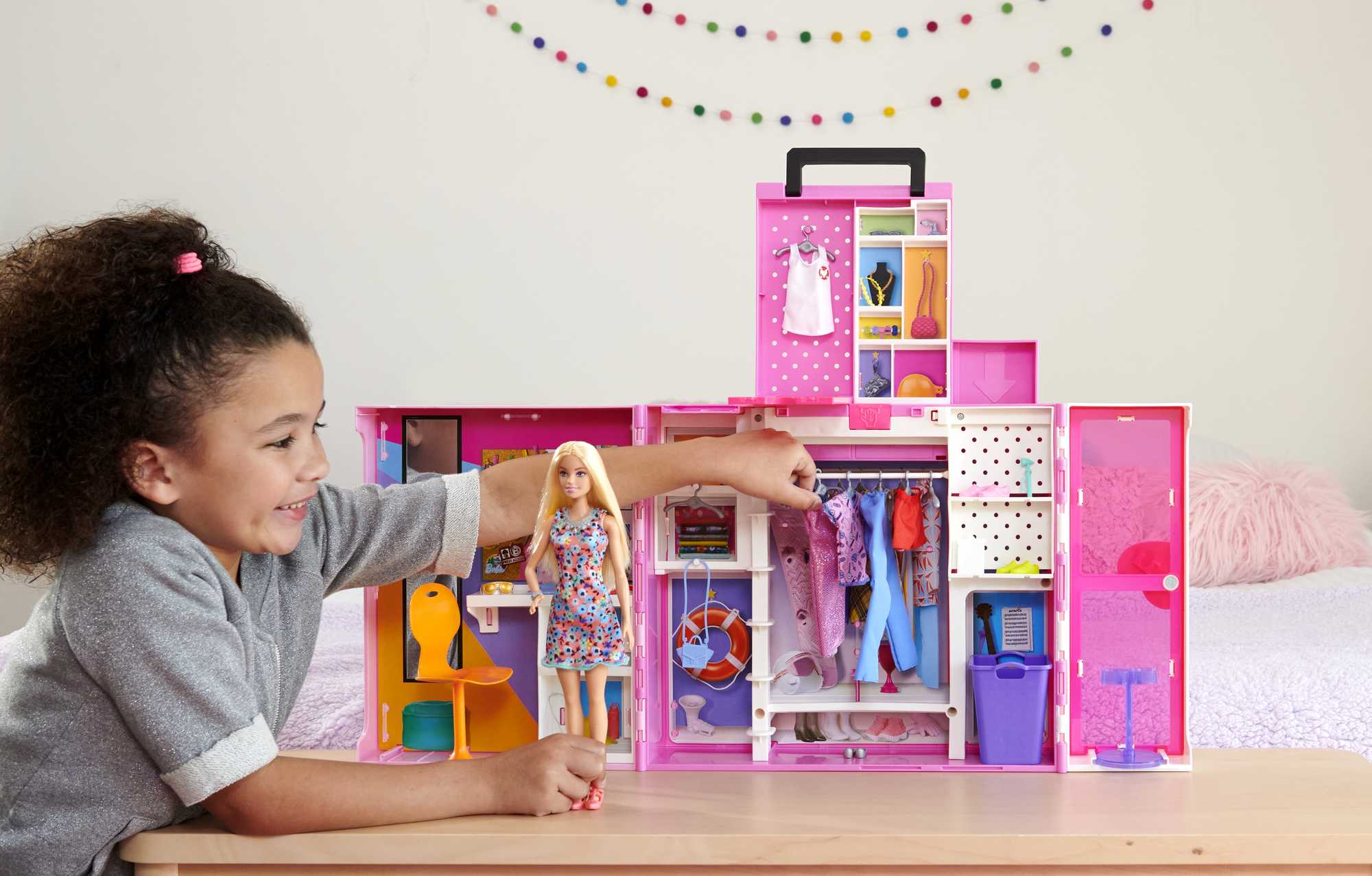 Barbie Dream Closet Doll And Playset - Image 2