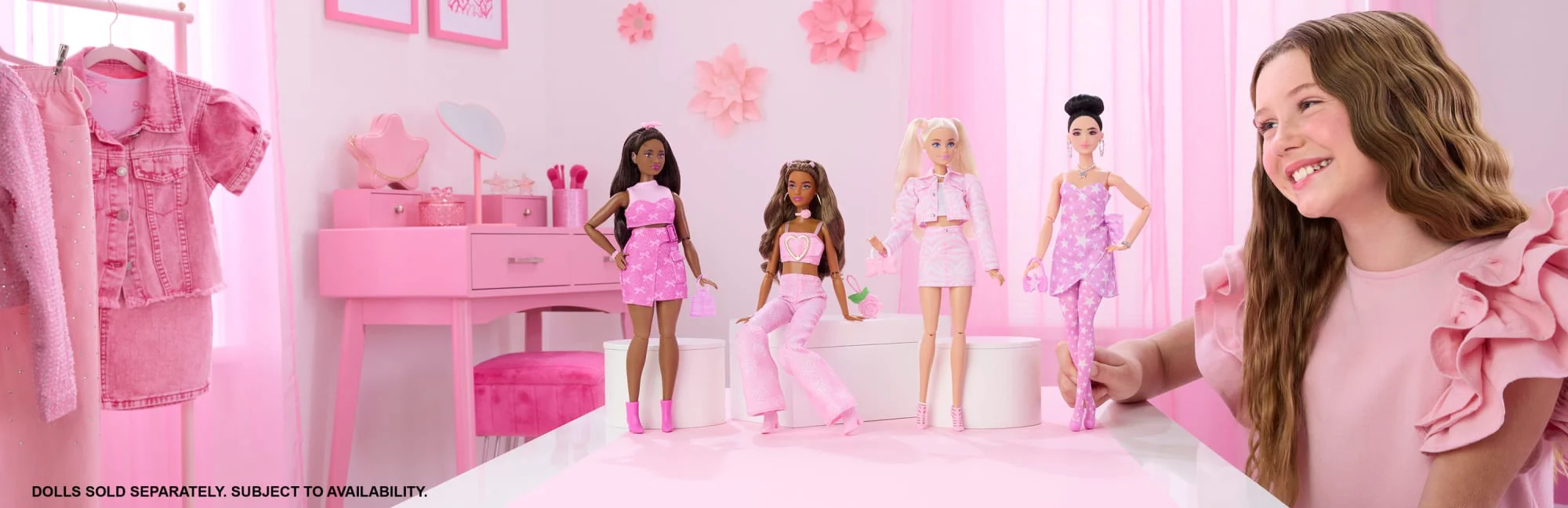 Barbie Fashionista Muñeca Deluxe Style Muñeca con Vestido Rosa con Estrellas - Image 2