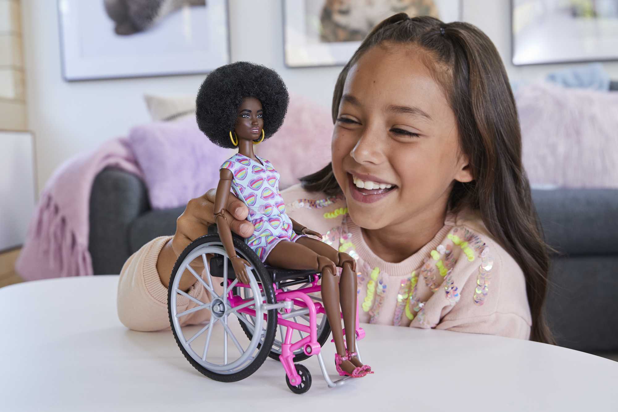 Barbie Fashionistas Poupée Avec Fauteuil Roulant et Rampe - Image 2