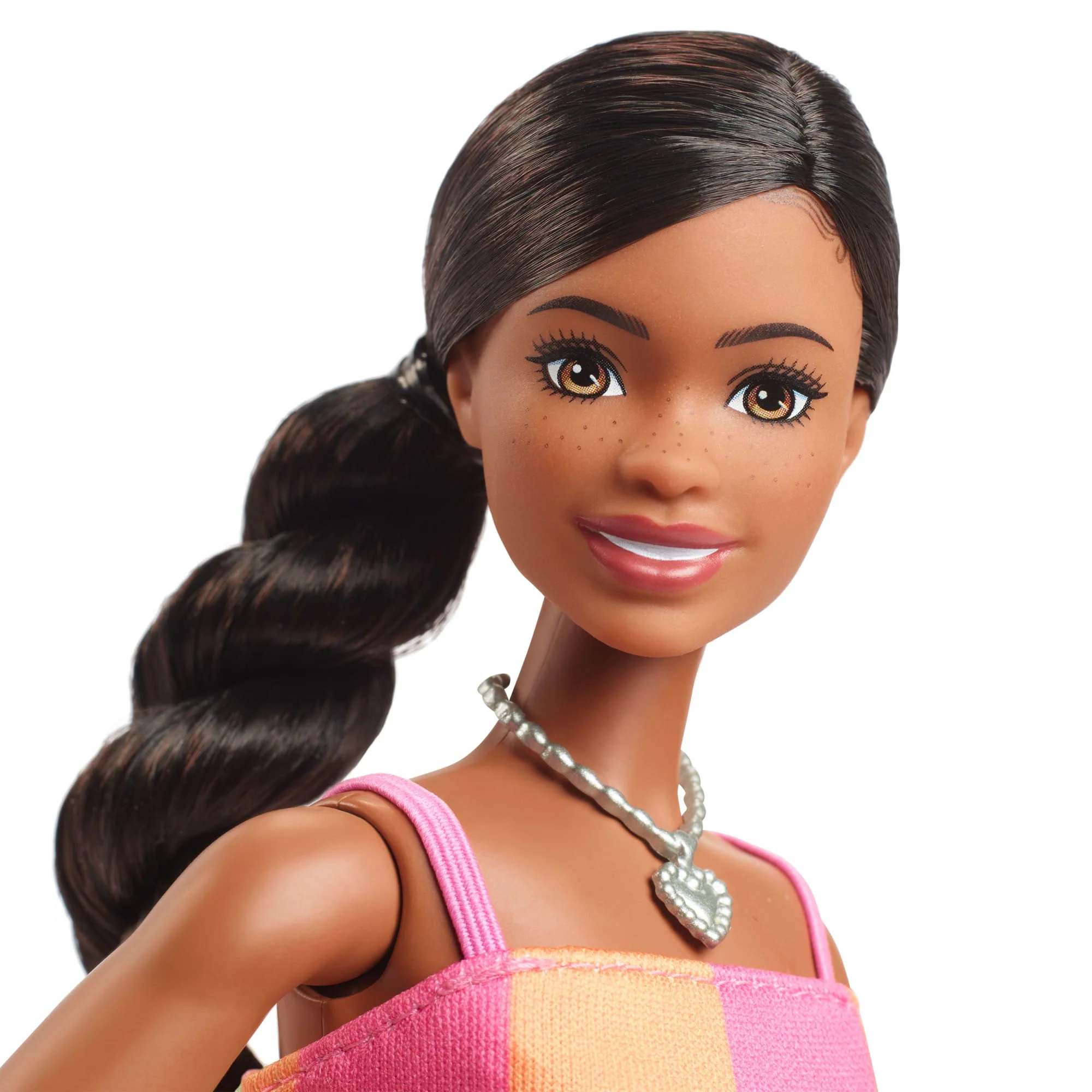 Barbie Family & Friends Barbie “Brooklyn” Fashion Doll & Accessories Dress-Up Set With 2 Looks - Image 3