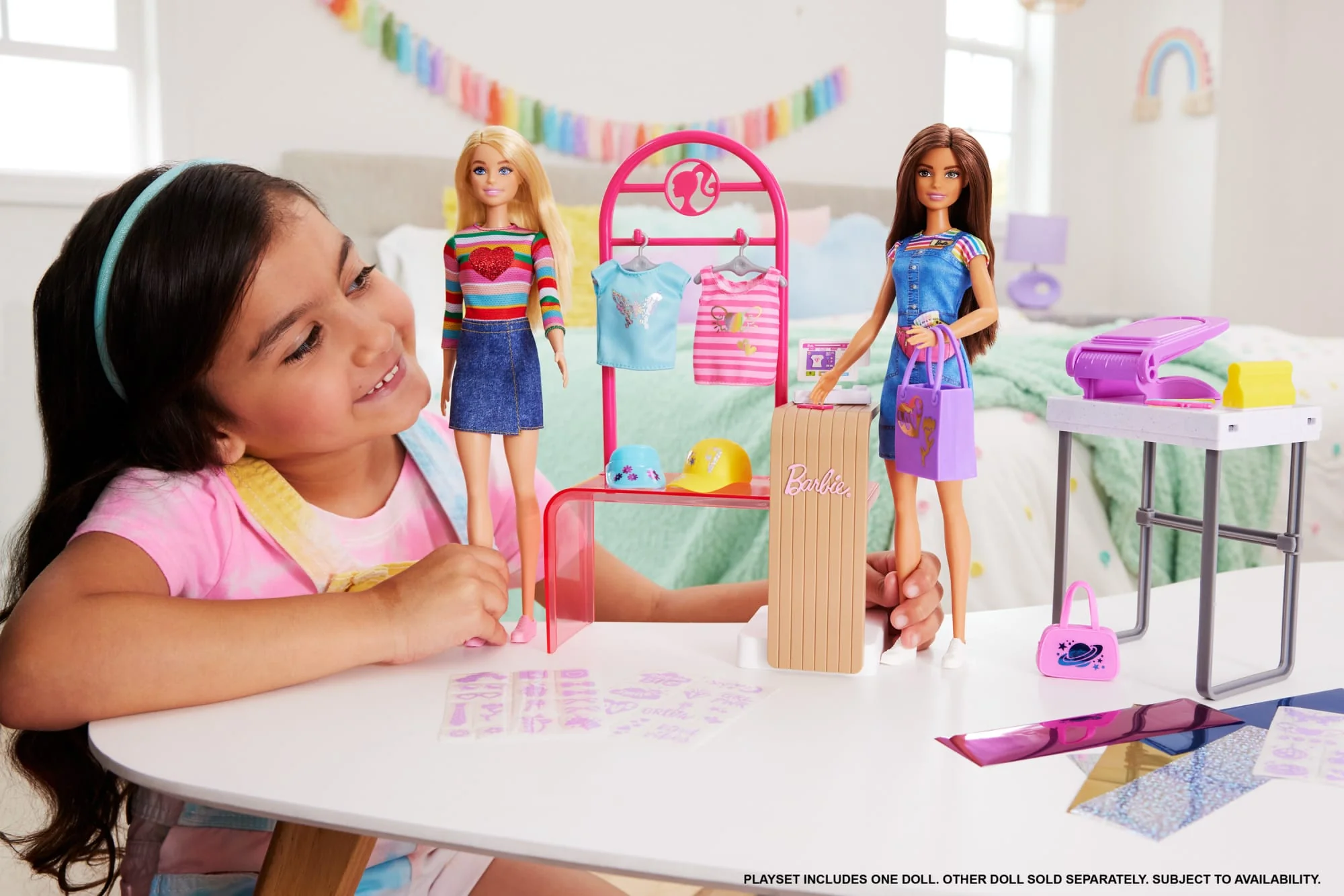 Barbie Make & Sell Boutique Playset With Brunette Doll, Foil Design Tools, Clothes & Accessories - Image 2