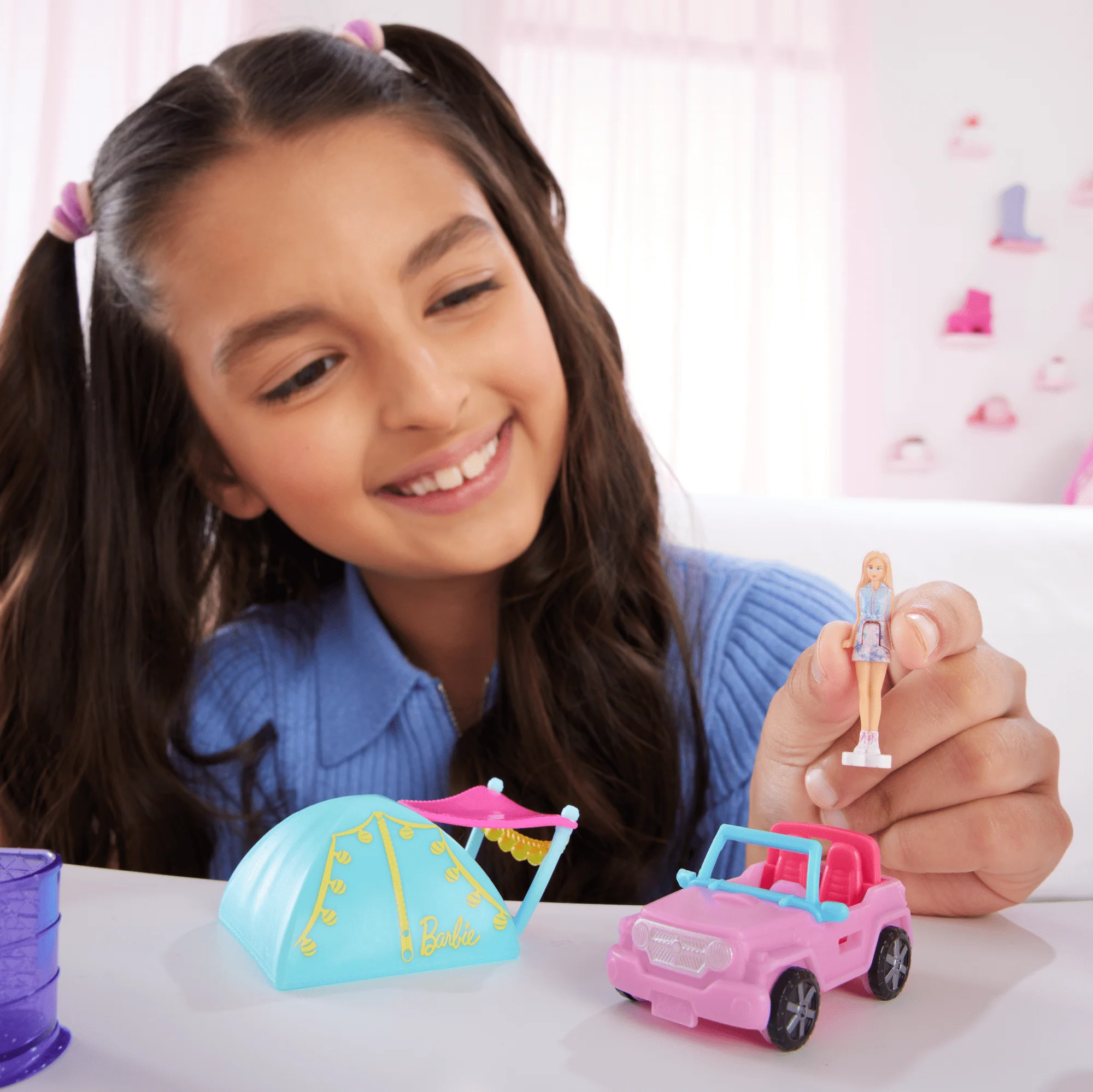 Barbie Mini Barbieland Doll & Vehicle Set With 1.5-inch Doll, Color-Change Suv & Tent Accessory - Image 2