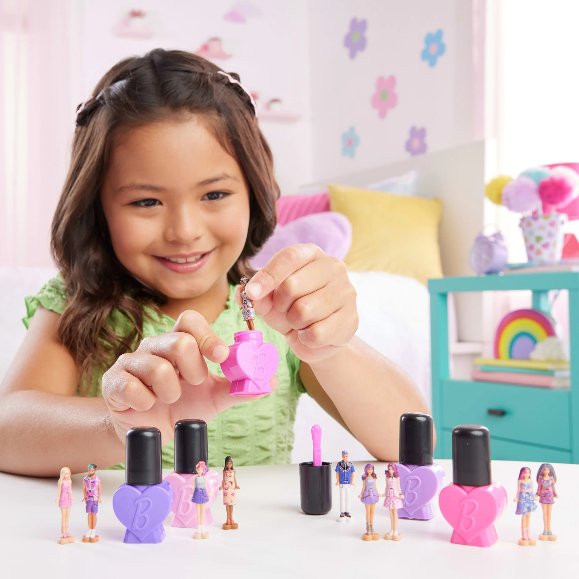 Barbie Mini BarbieLand Muñeca Fashionista Sorpresa - Image 2