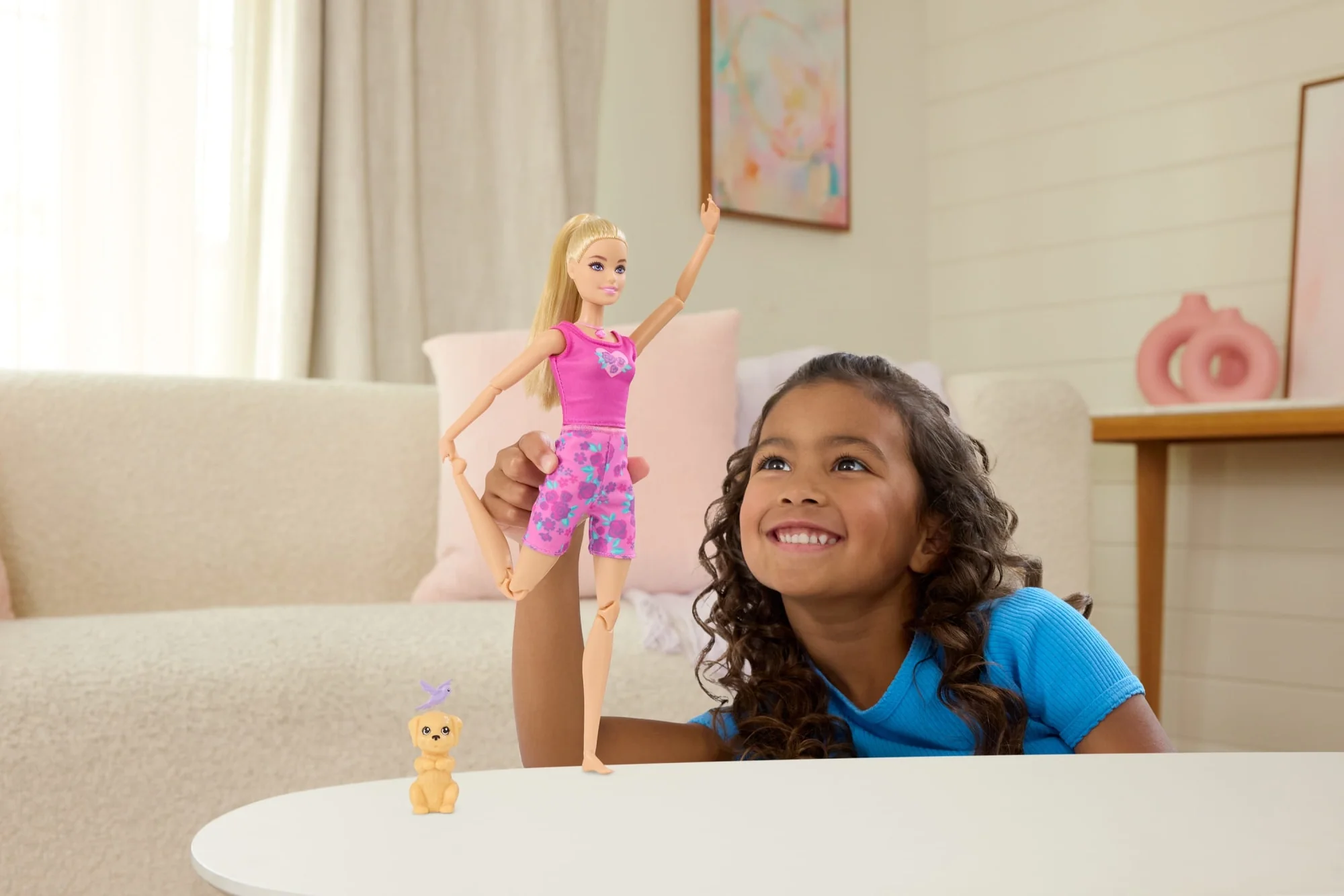 Poupée Barbie Mouvements Conscients Portant des Vêtements de Yoga Avec Audio, Lumières et Musique, Poupée Blonde Avec Animal de Compagnie - Image 2