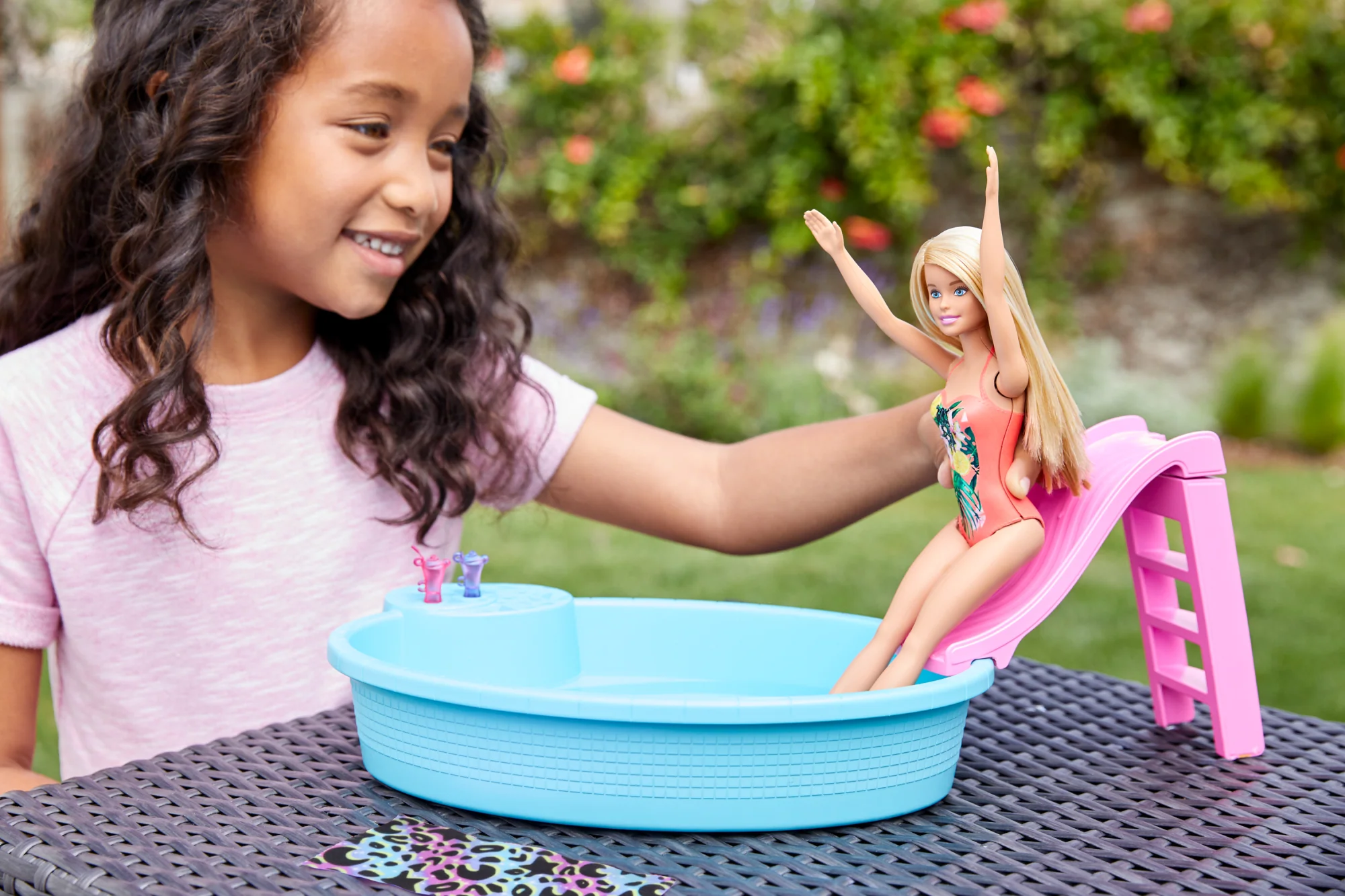 Barbie Poupée et Coffret - Image 2