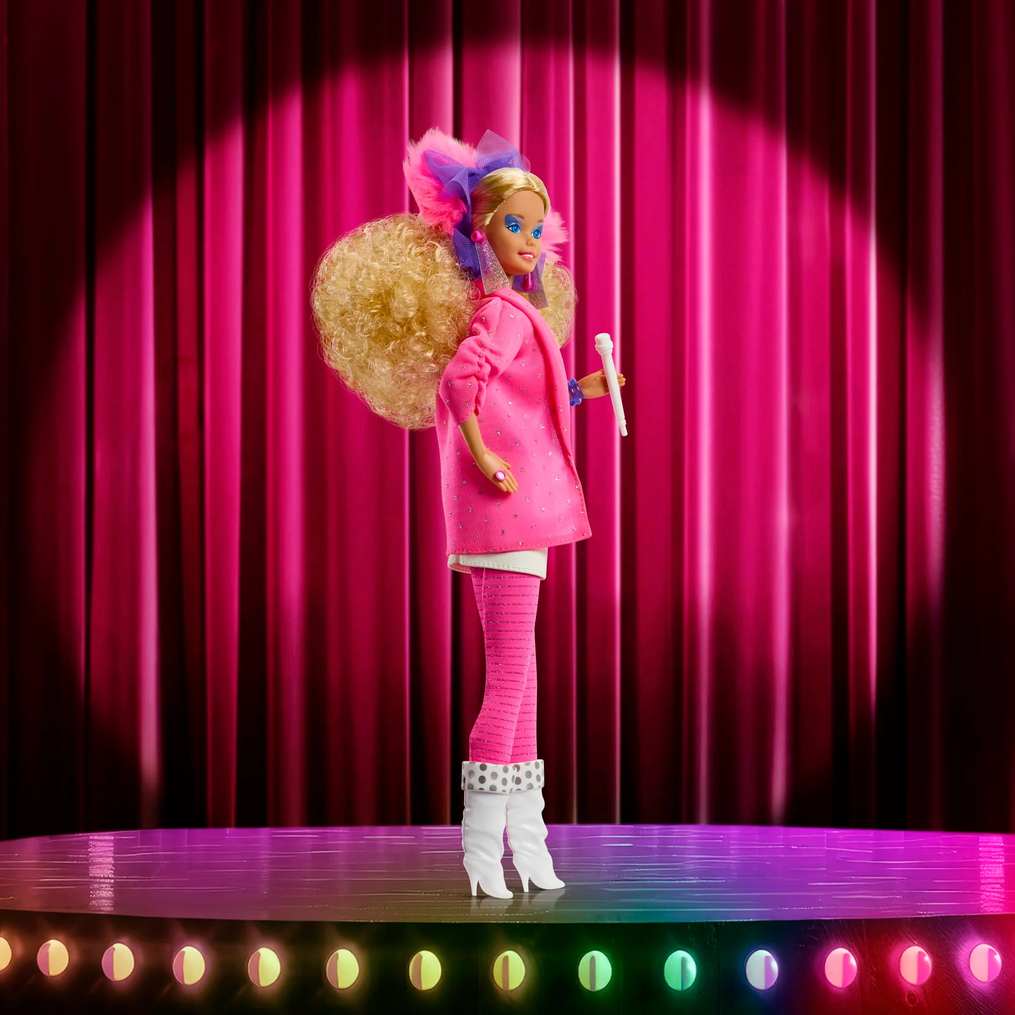 Barbie Signature Barbie And The Rockers Collectible Repro Barbie Doll, 40th Anniversary Of 1986 Line - Image 5