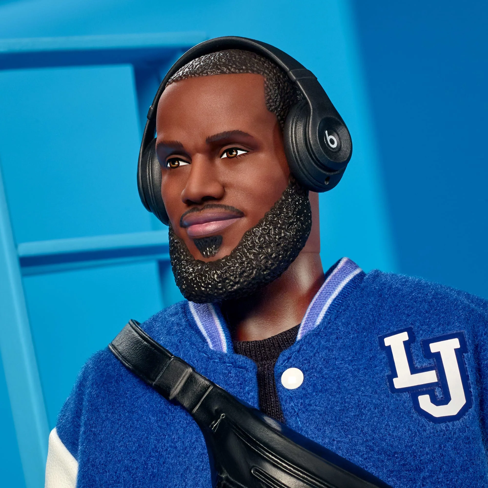 Barbie Signature Muñeco de Colección Ken LeBron James - Image 3