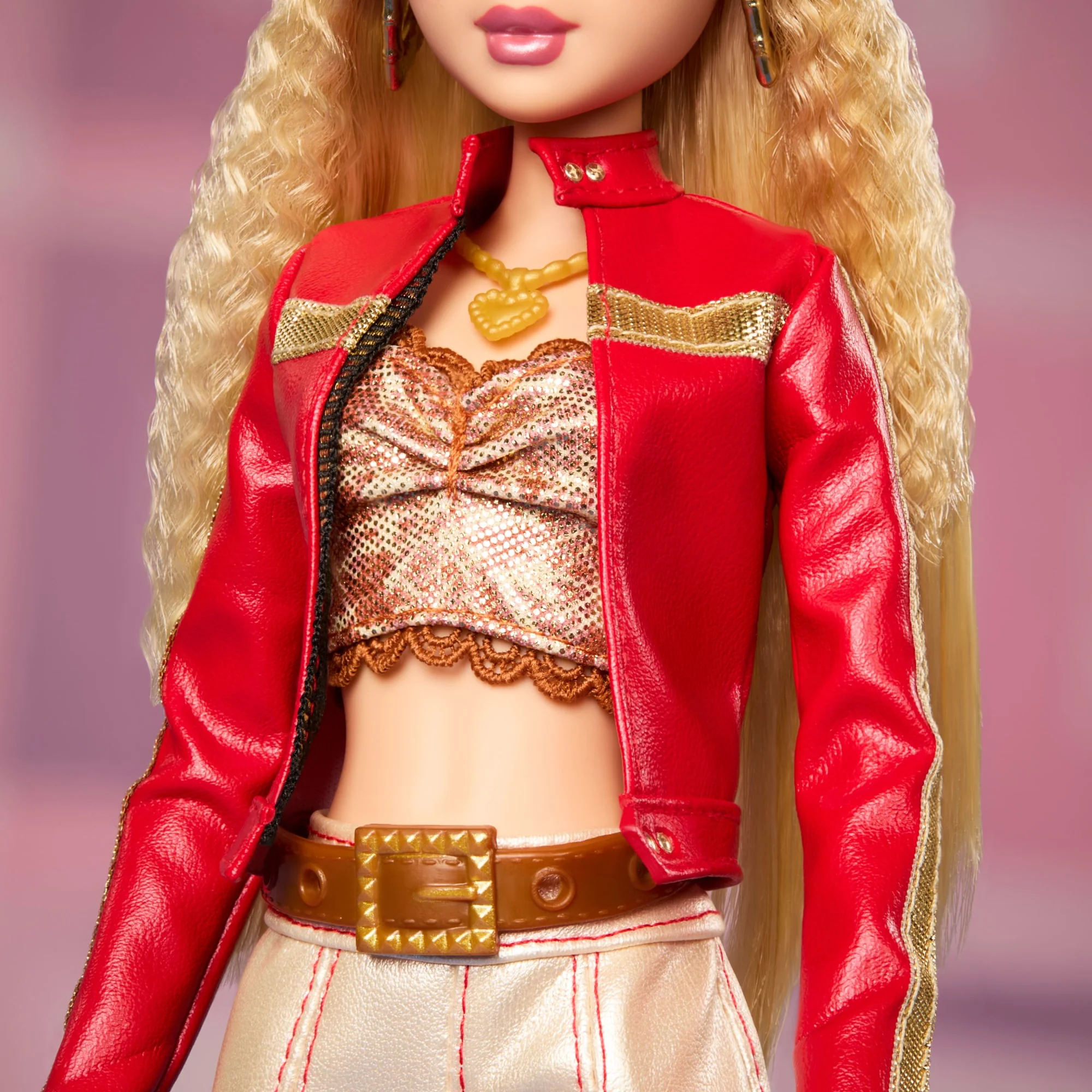 Barbie Signature My Scene Collector Barbie Doll in Y2K-Inspired Outfit With Premium Accessories - Image 4