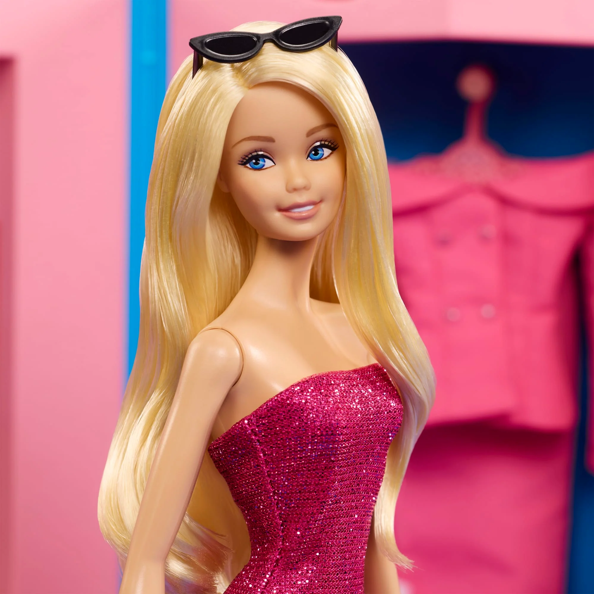 Barbie Signature Styled By Andrew Mukamal Barbie Doll With 3 Day-To-Night Looks & Accessories - Image 5
