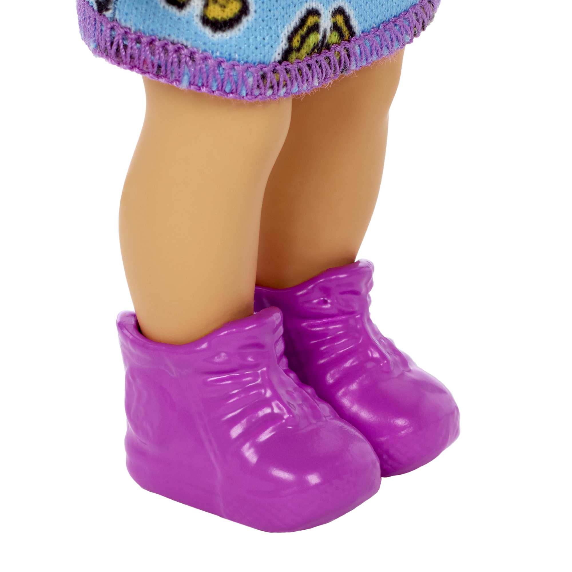 Barbie Small Doll And Accessories, Babysitters Inc. Set With Toilet And 5 Pieces - Image 4