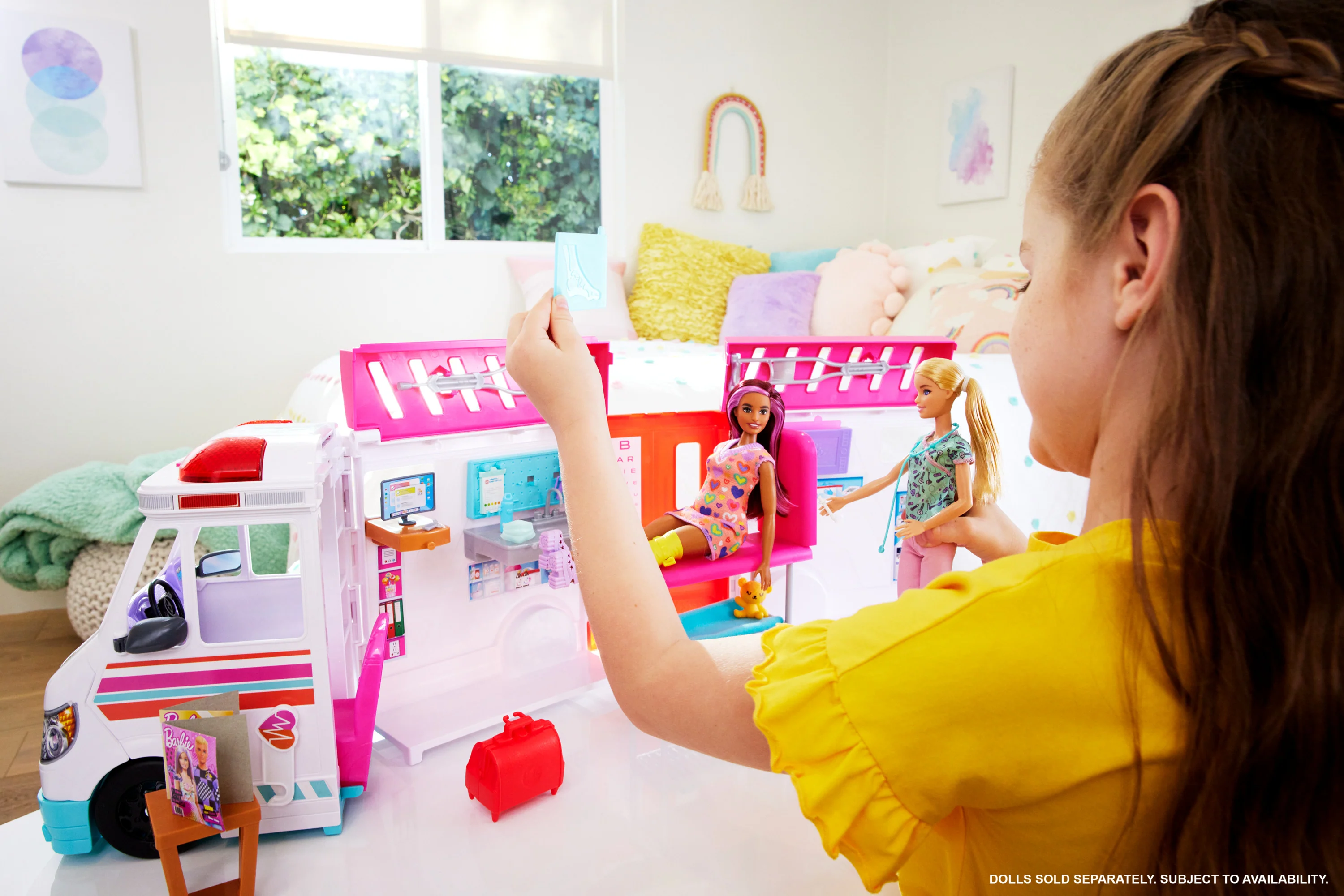 Barbie Toys, Transforming Ambulance And Clinic Playset, 20+ Accessories, Care Clinic - Image 2