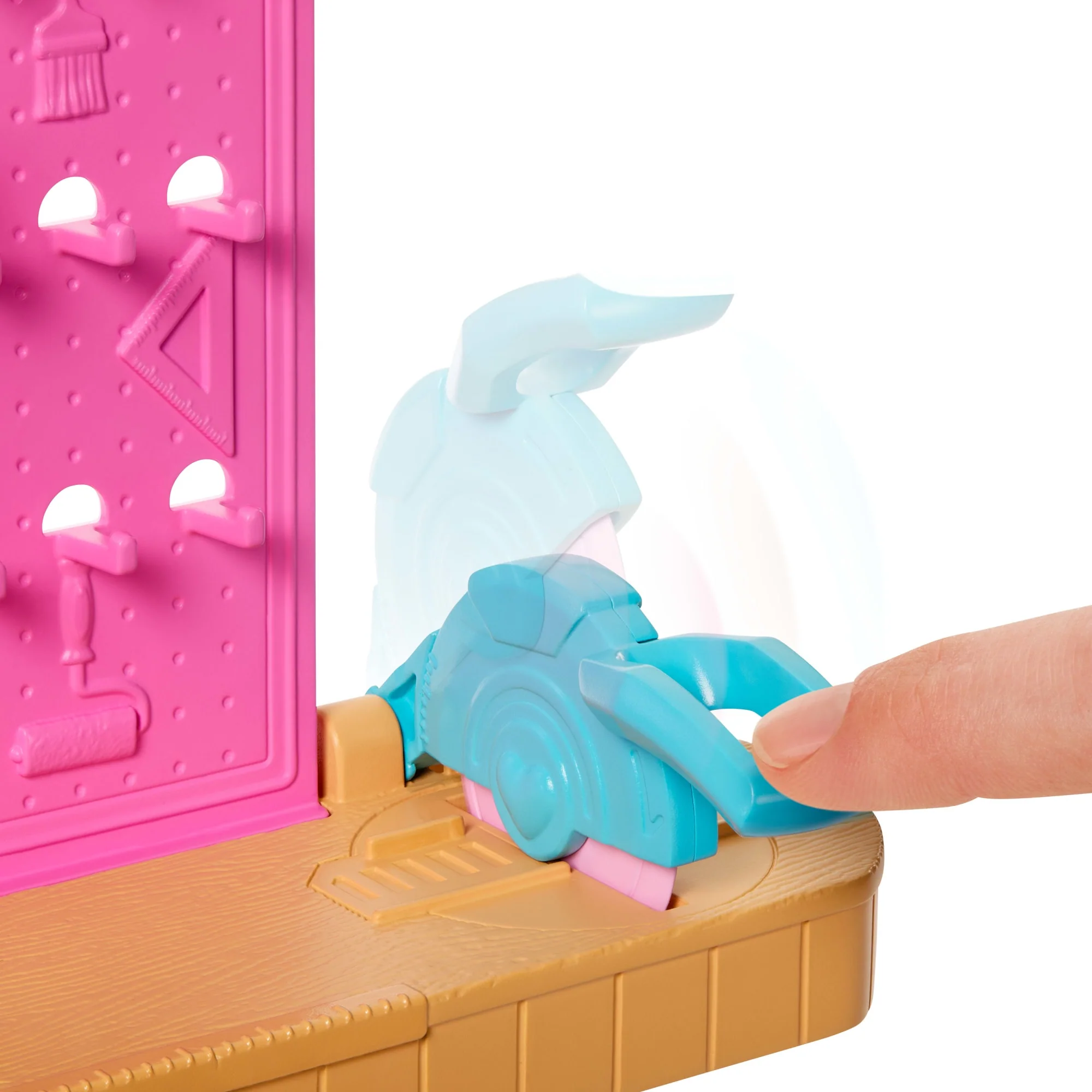 Barbie World Build-A-Doghouse Playset With Workbench, Buildable Doghouse & 15+ Accessories - Image 2