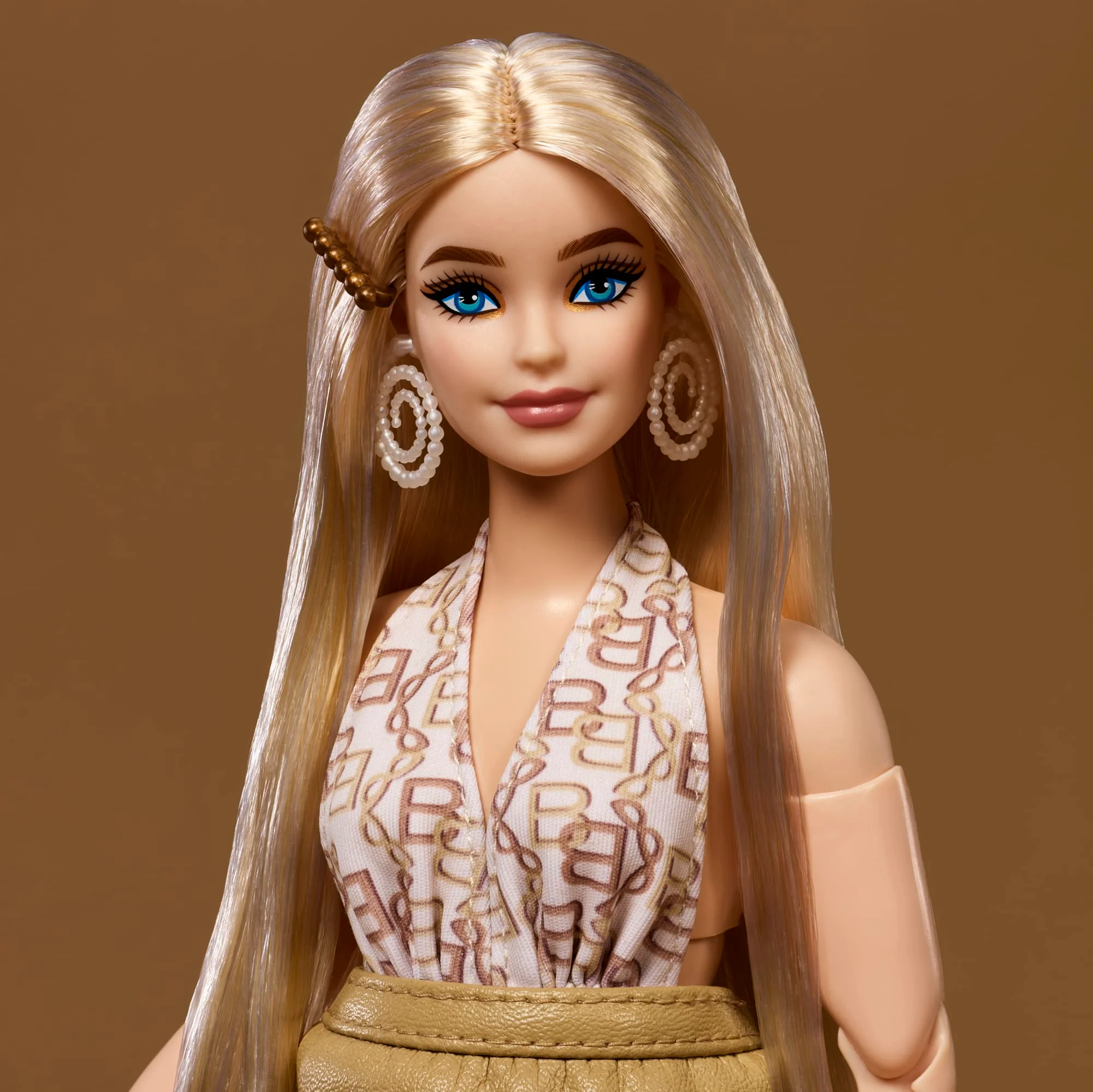 Barbie You Create Barbie Basics Neutral Kit 003, Customizable Fashion Doll & Universal-Fit Clothing | Mattel - Image 5