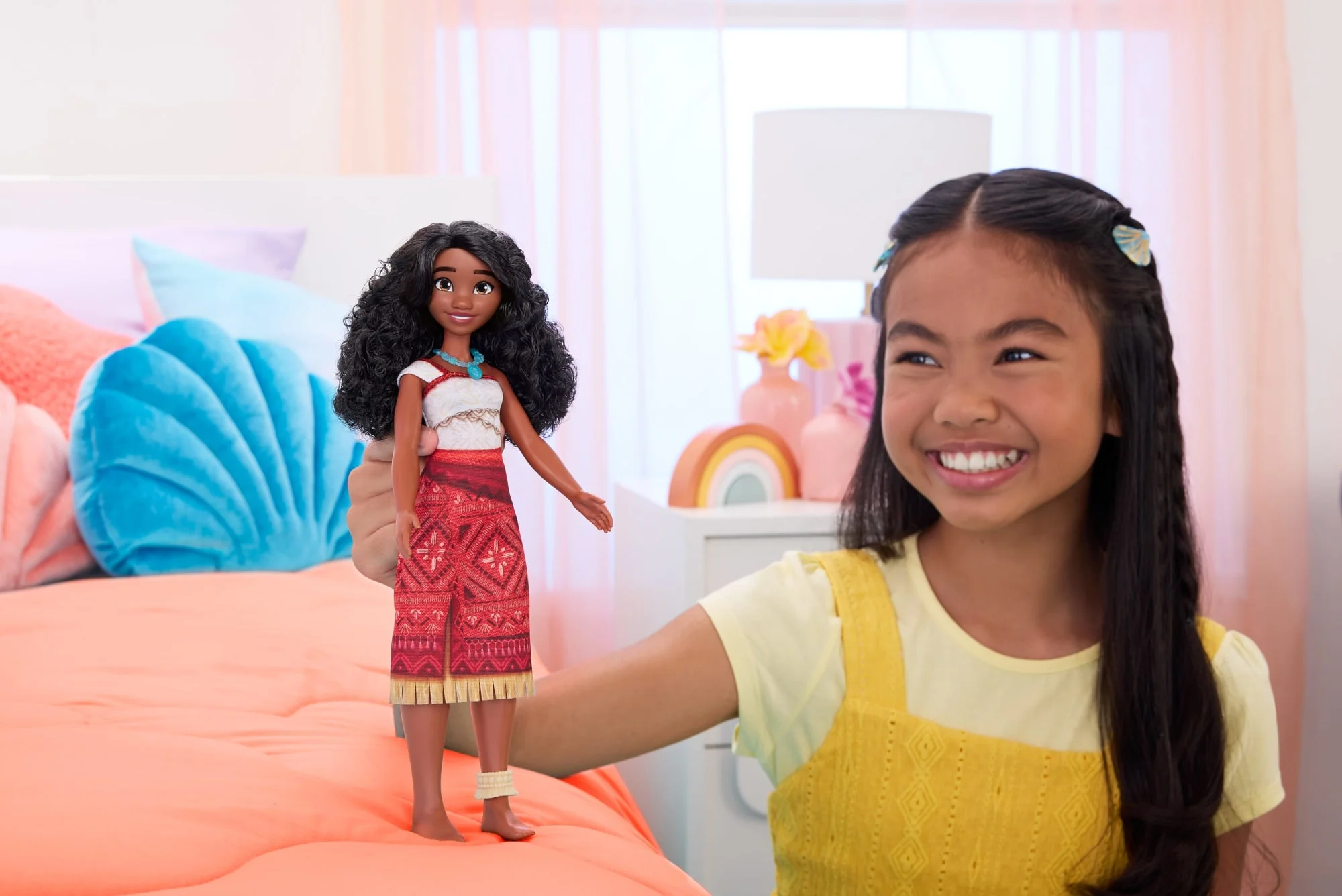 Disney Moana 2 Moana Fashion Doll With 2 Accessories & Removable Outfit, Inspired By The Movie - Image 2