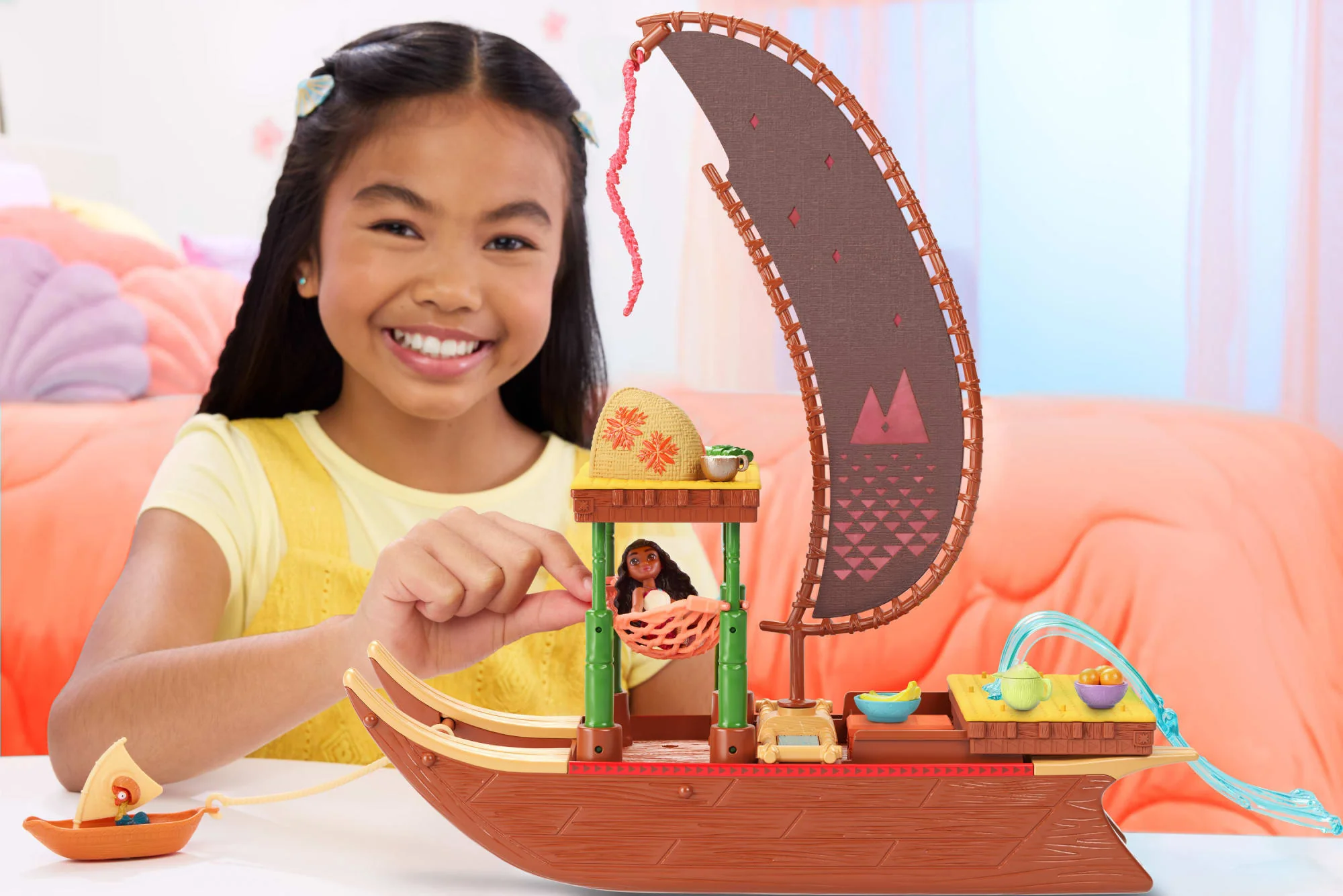 Disney Moana 2 Toys, Moana's Adventure Canoe Playset With 1 Small Doll, 1 Canoe & 10 Accessories - Image 2