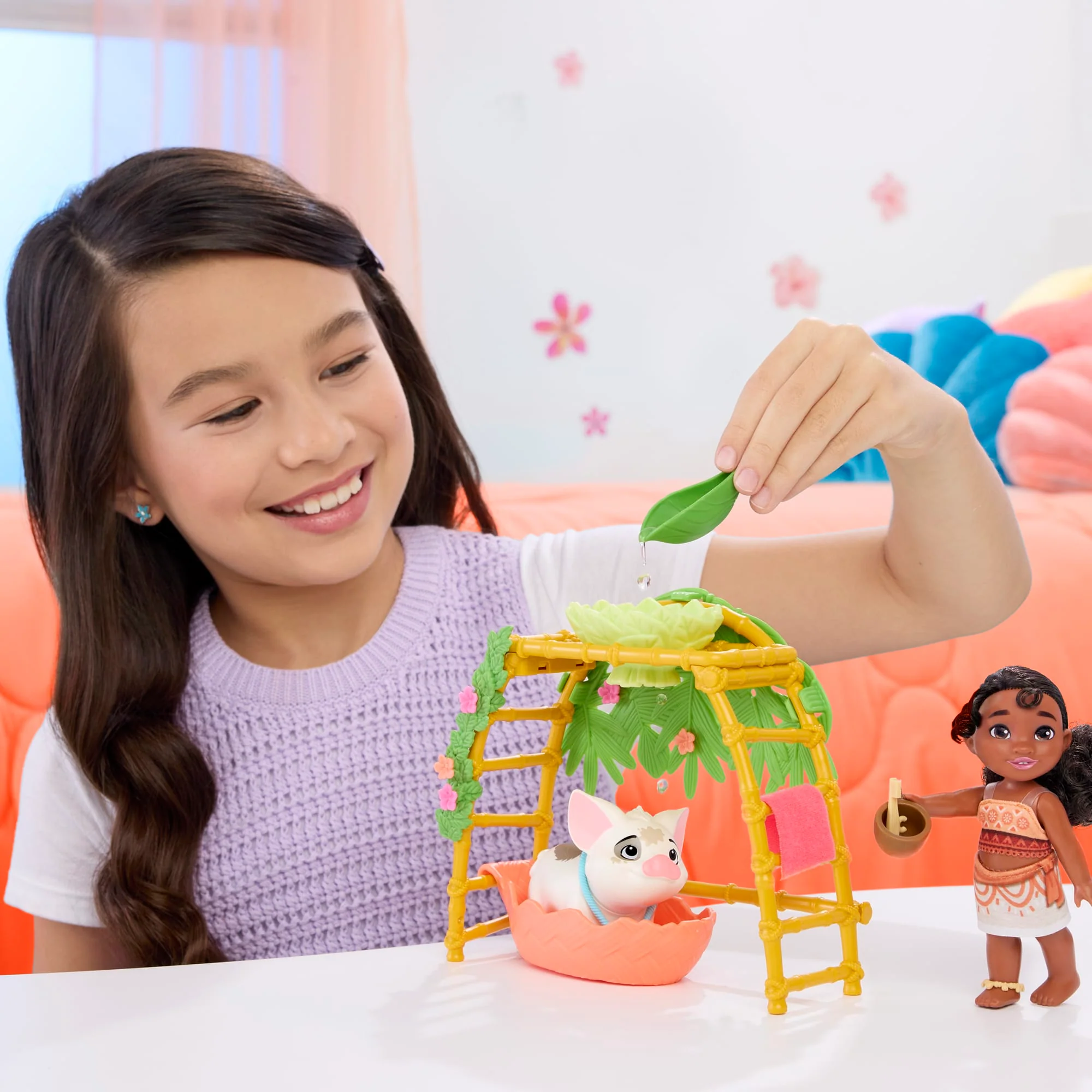 Disney Moana 2 Simea & Pua Bathtime Fun Playset, Fashion Doll & 10+ Accessories, inspired By The Movie - Image 2