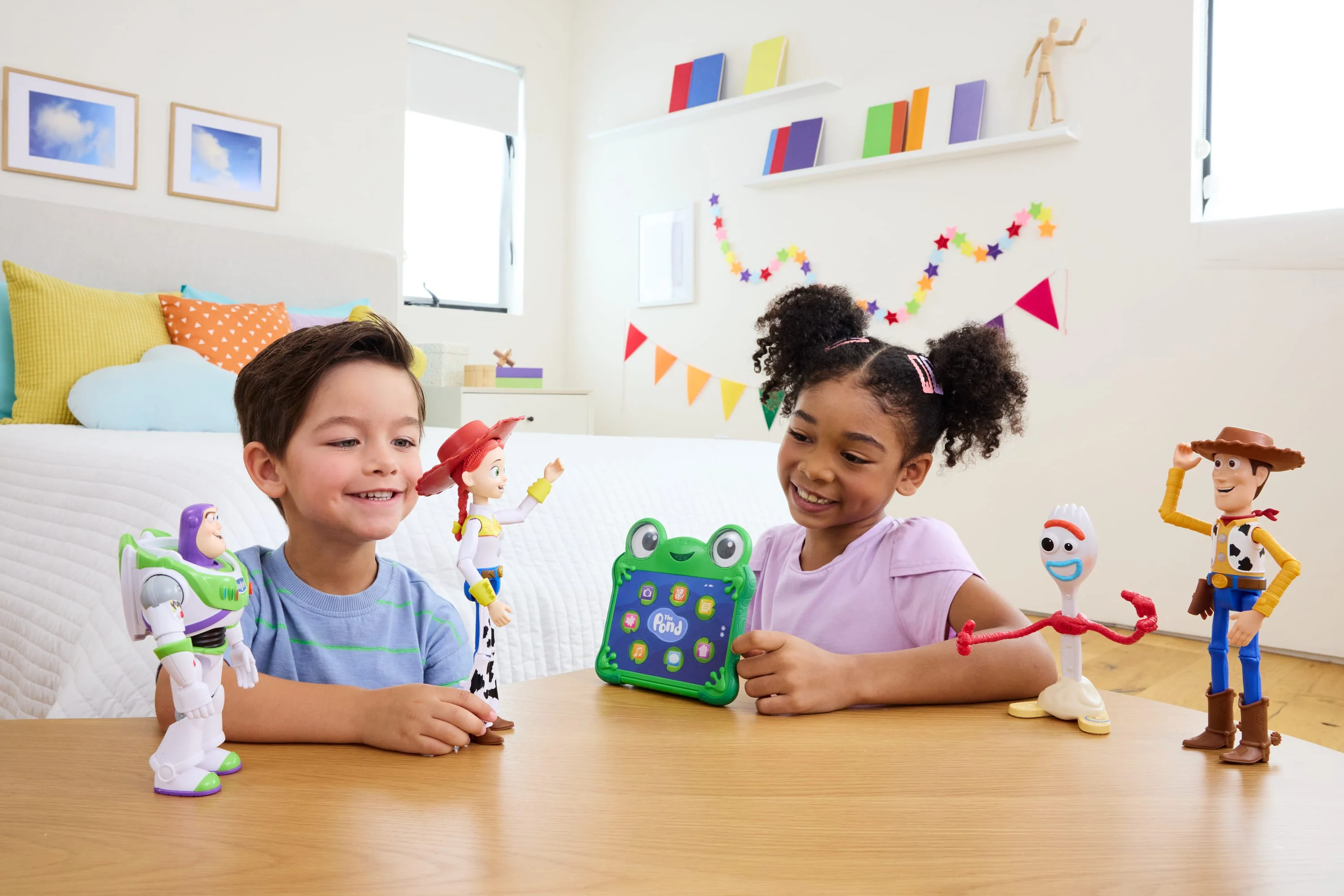 Disney · Pixar-Figurines Interactives Toy Story 5 - Image 2
