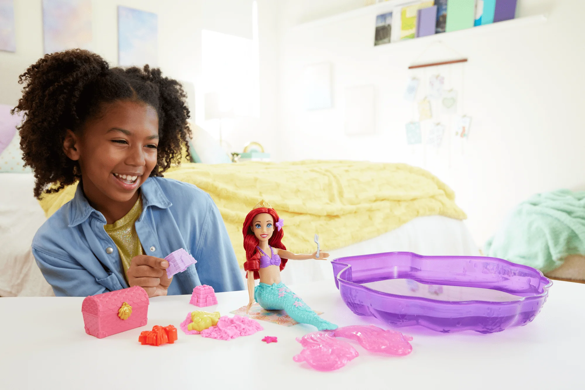 Disney Princess Ariel Doll & Pool Set With Moldable Sand, inspired By Disney The Little Mermaid - Image 2