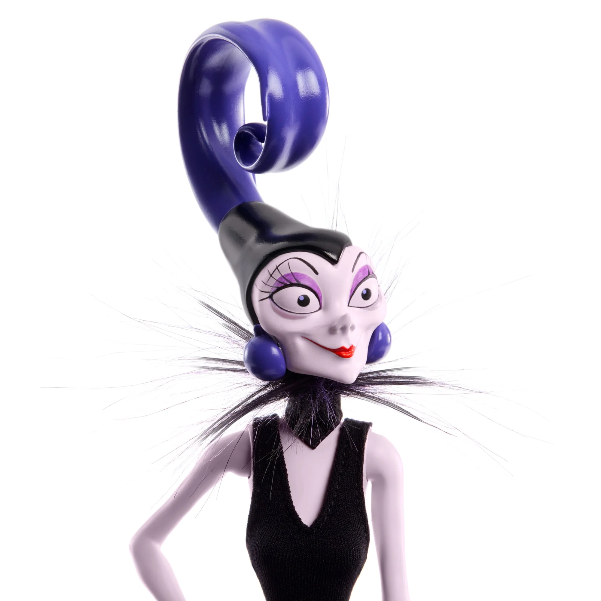 Disney Toys, Disney Villains Evil Queen, Cruella De Vil And Yzma Dolls Gift Set - Image 4