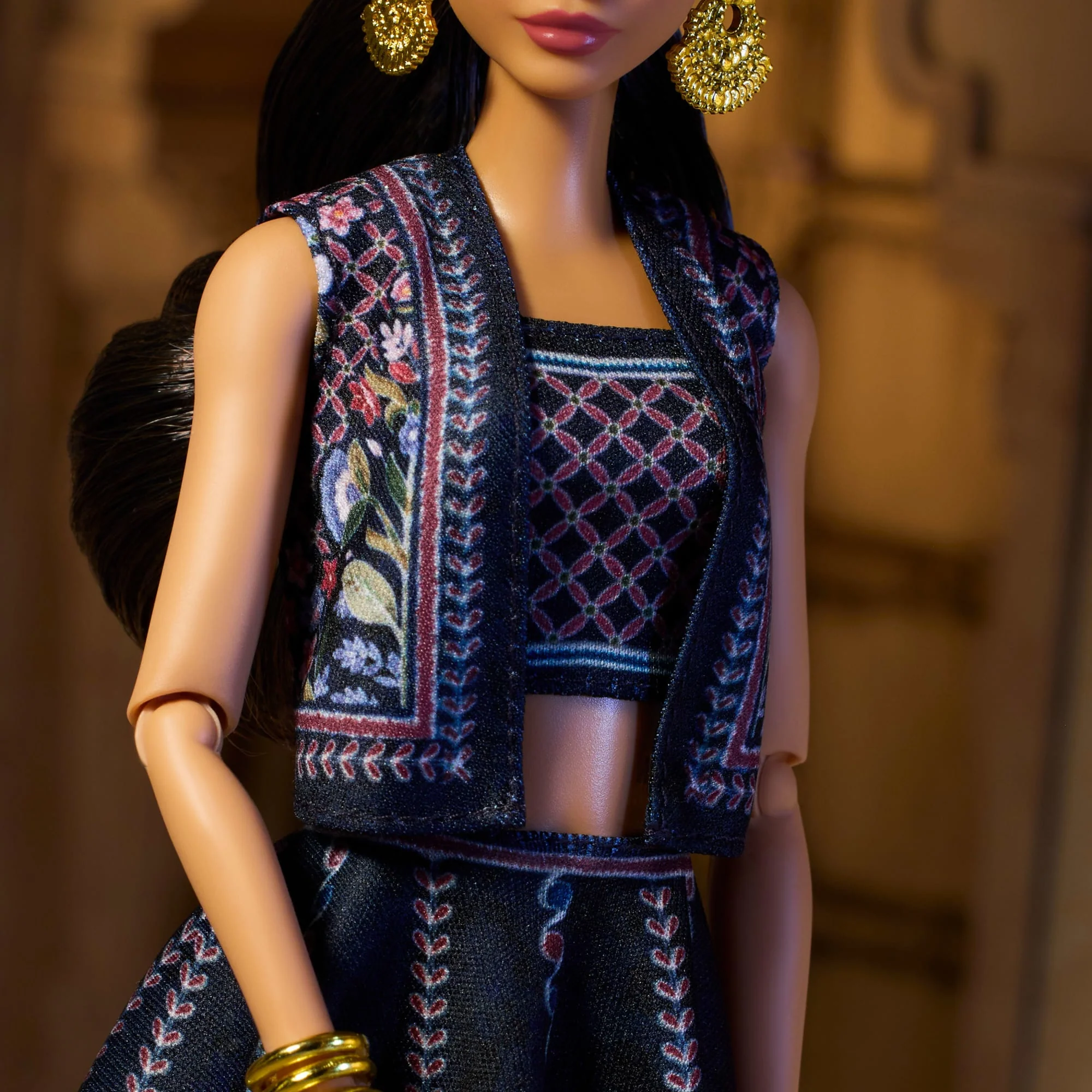 Barbie Signature Diwali Barbie Doll By Anita Dongre Wearing Festival Of Lights Look, Holiday Collectible - Image 4