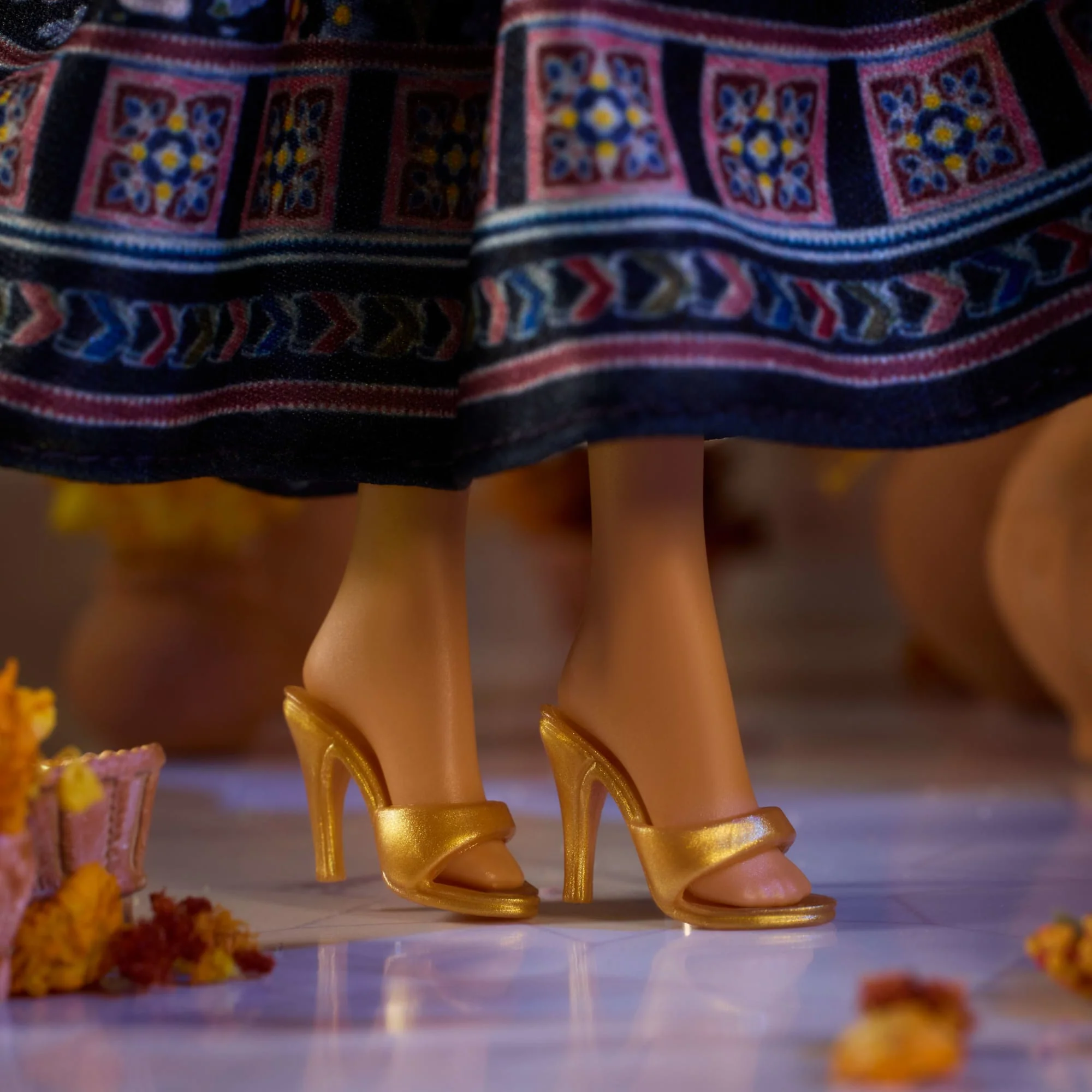 Barbie Signature Diwali Barbie Doll By Anita Dongre Wearing Festival Of Lights Look, Holiday Collectible - Image 5