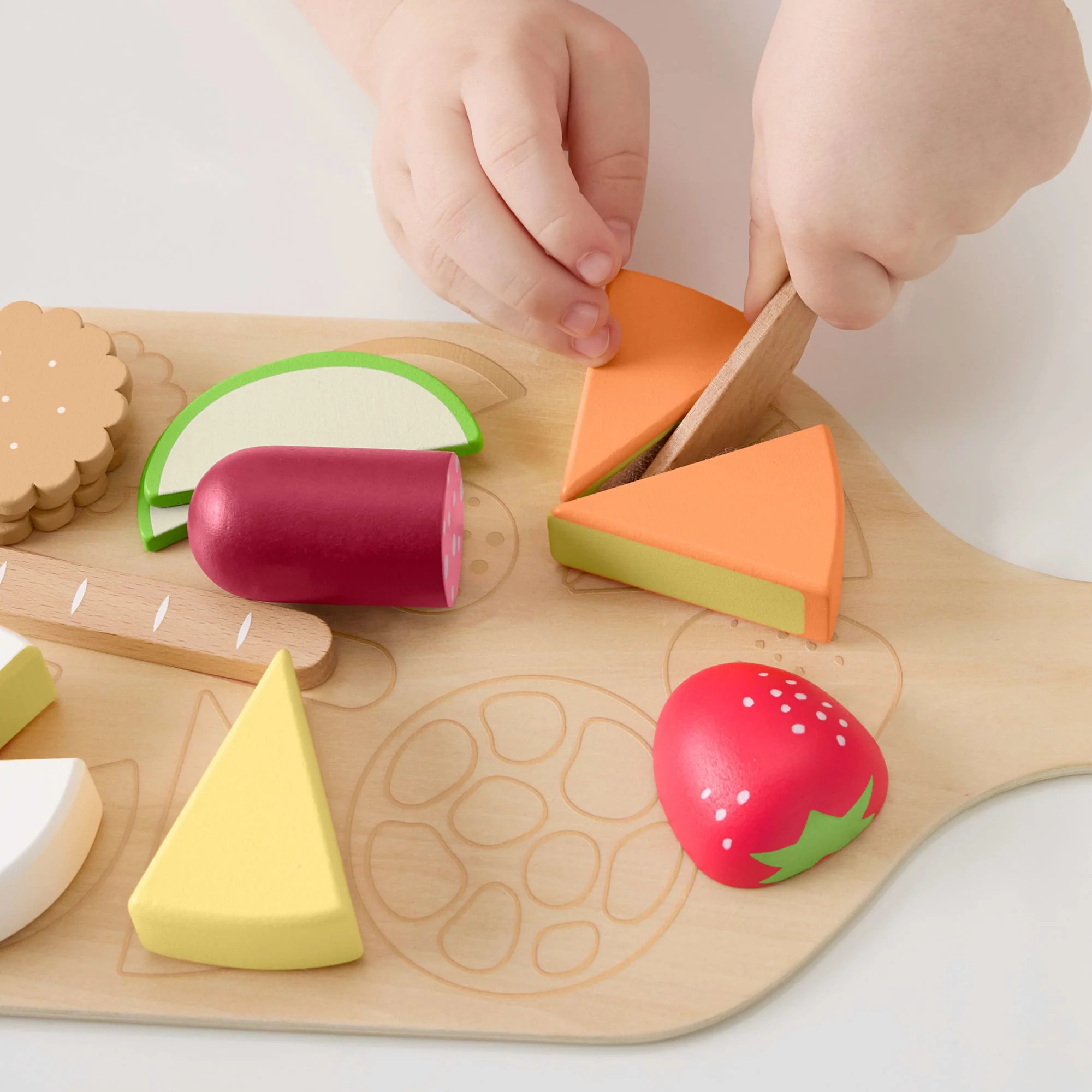ensemble de Planches à Charcuterie en Bois Fisher-Price® - Image 3