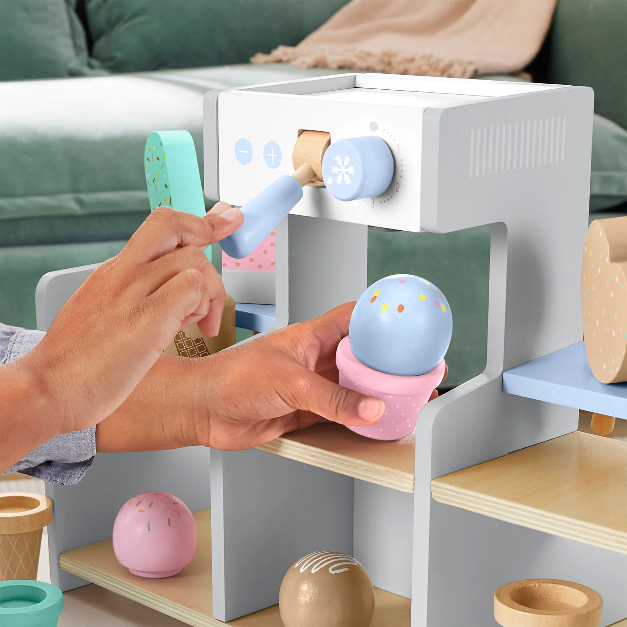 Fisher-Price  Coffret  Bar Laitier en Bois, 18Éléments en Bois - Image 3
