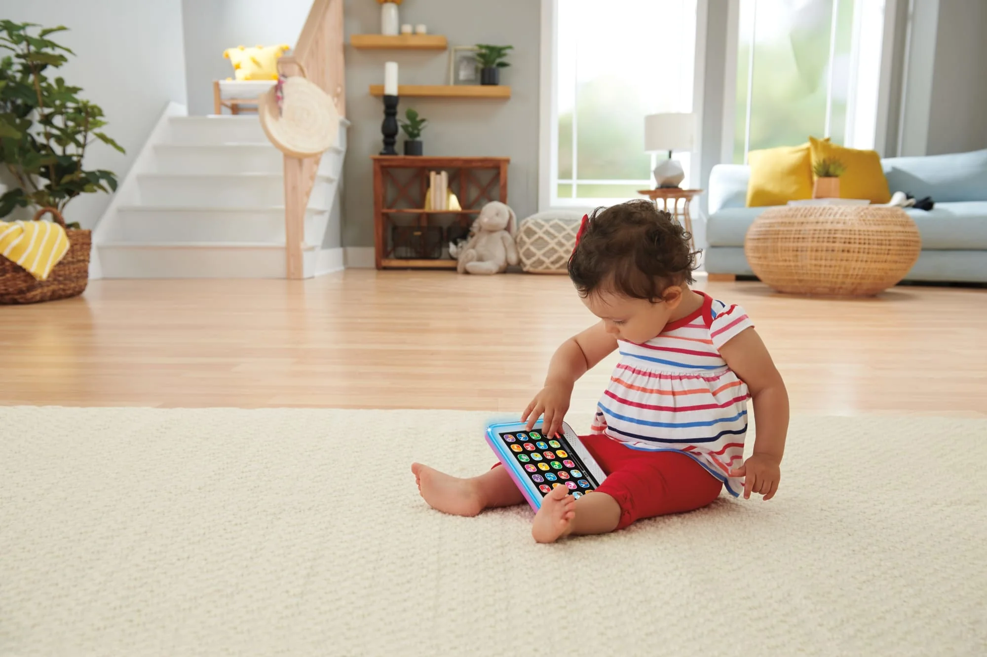 Fisher-Price Ríe y Aprende Juguete para Bebés Tablet De Aprendizaje Crece Conmigo Rosa - Image 2