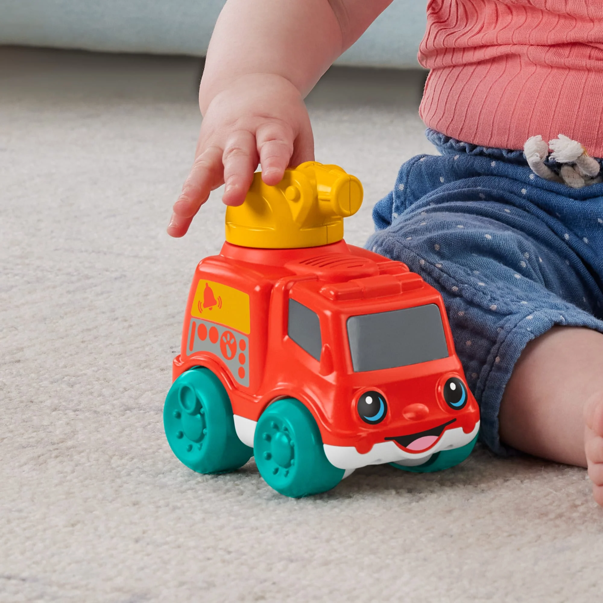 Fisher-Price  Camion de Pompiers Sonore, Jouet à Pousser Pour Bébés - Image 3