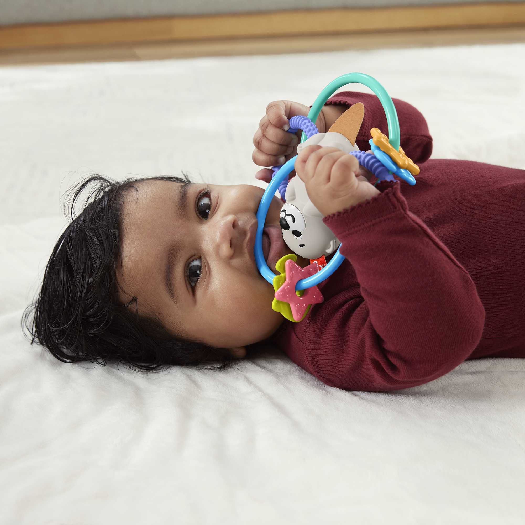 Hochet et Jouet de dentition Sans Bpa Pour Nouveau-Nés de Fisher-Price, Loutre à Tordre et Mordiller - Image 2