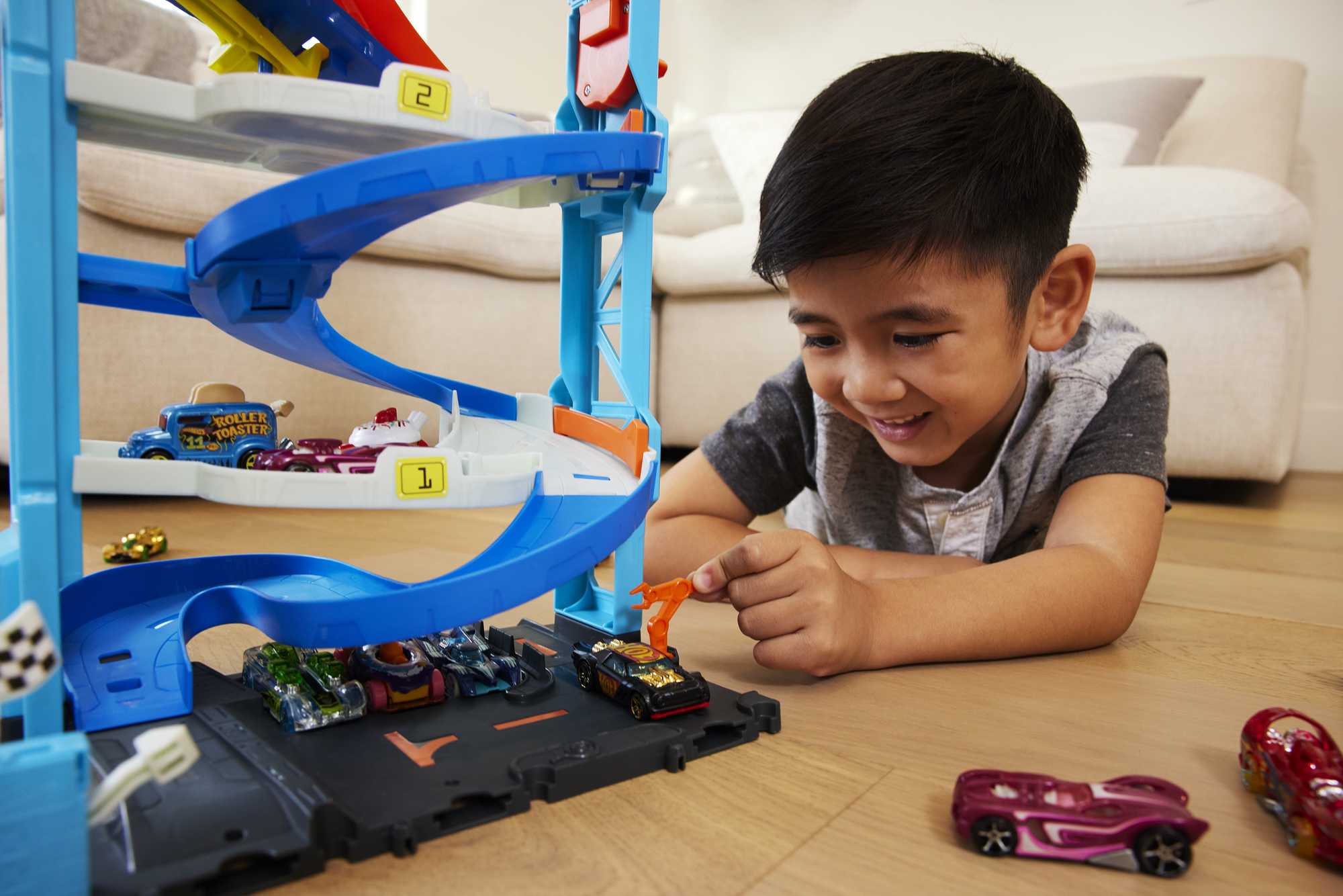 Hot Wheels City Pista de Brinquedo Torre de Corridas com Altura Dupla - Image 2