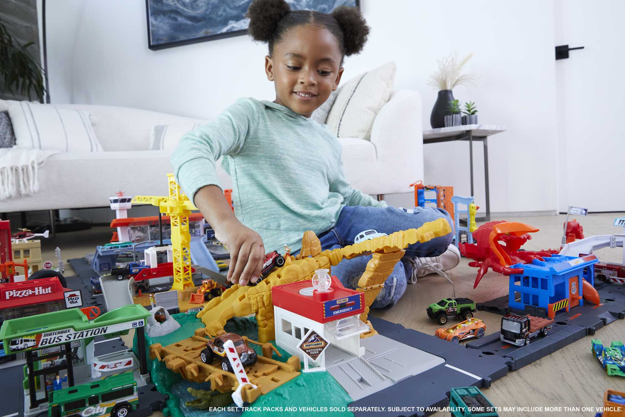 Hot Wheels City Pista de Juguete Garage Doble Altura - Image 2