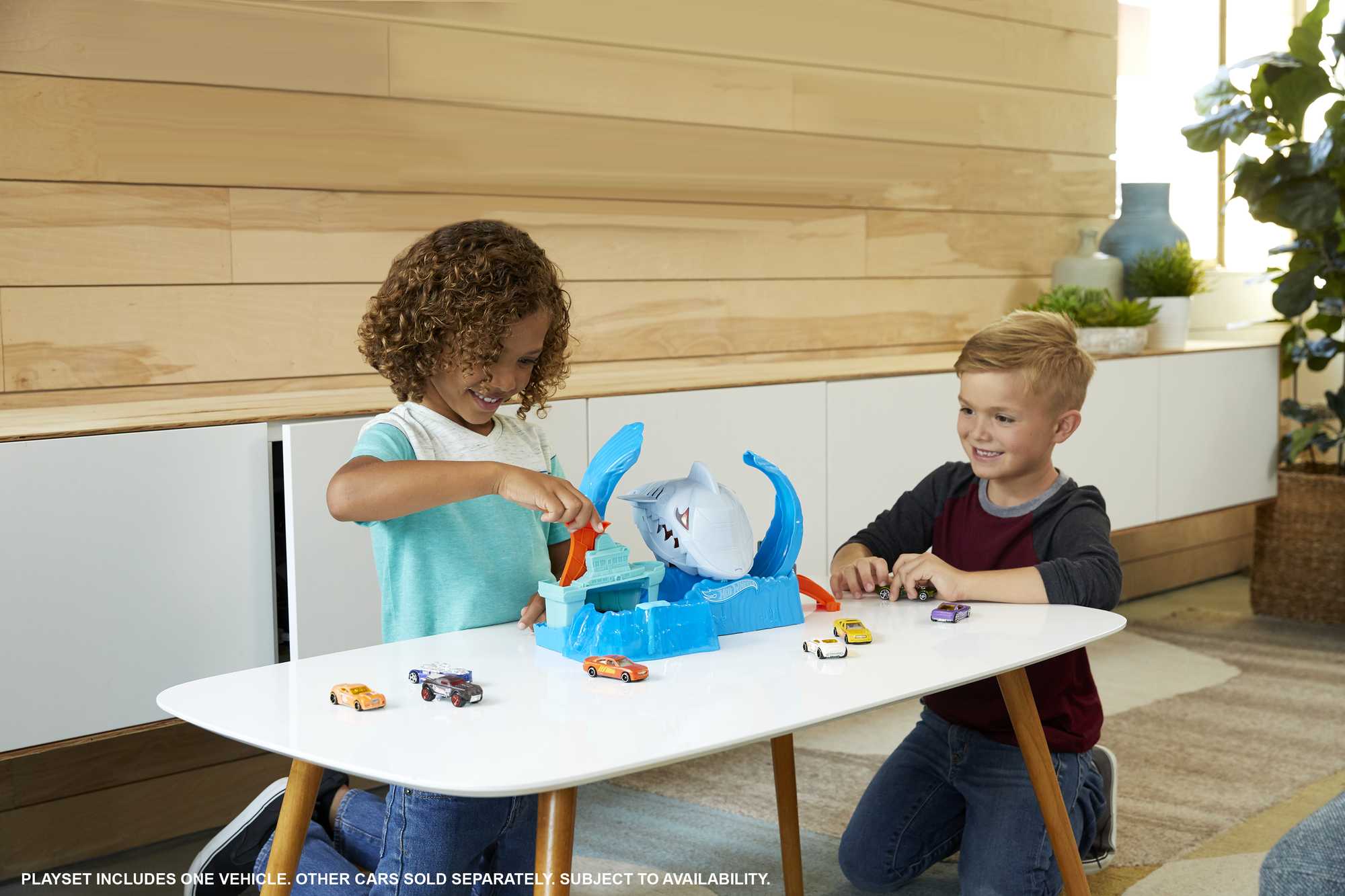 Coffret de Jeu Saut du Requin Color Shifters Ville Hot Wheels - Image 2