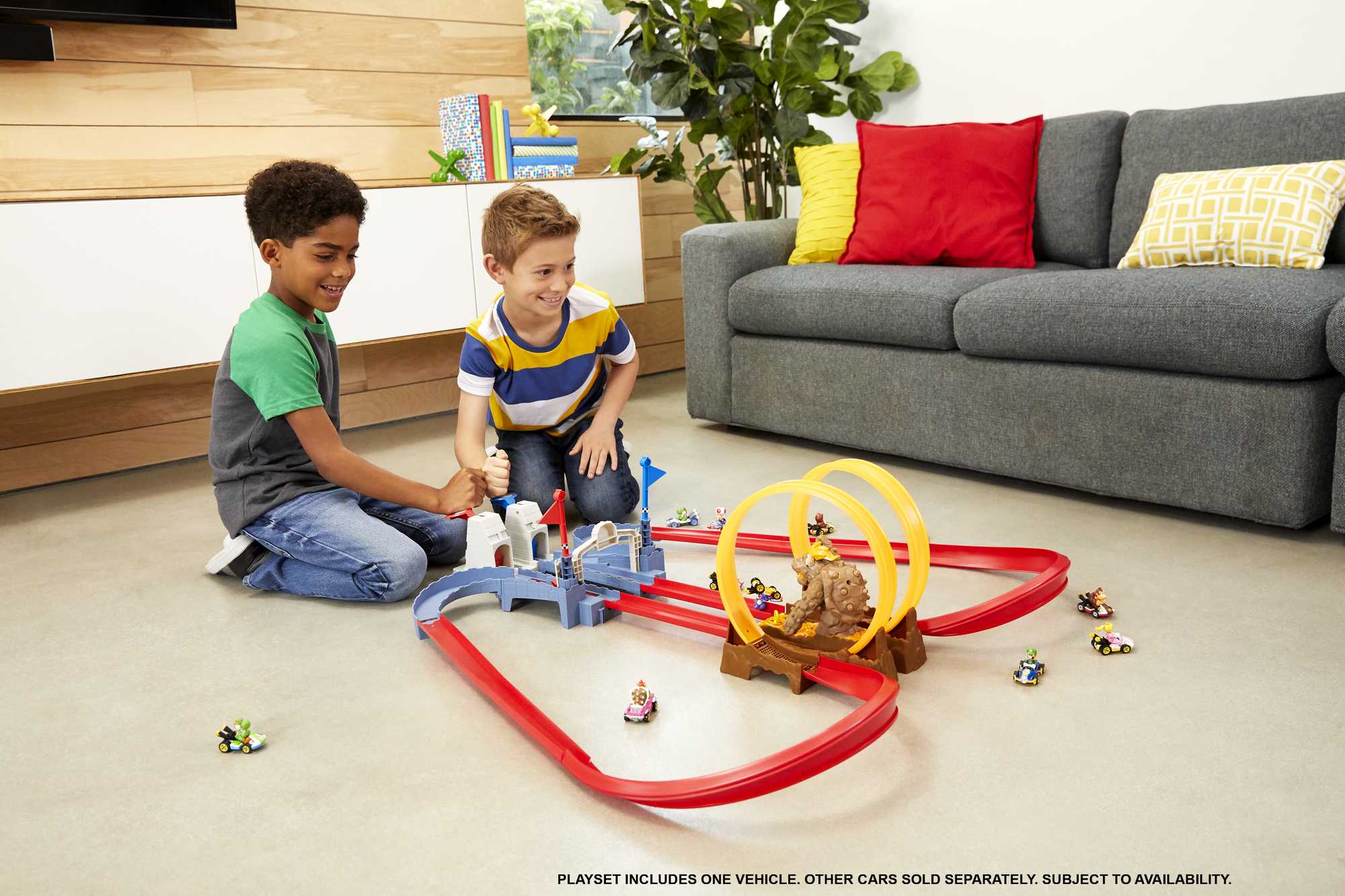 Hot Wheels Mario Kart Coffret Course Chaotique Au Château de Bowser - Image 2
