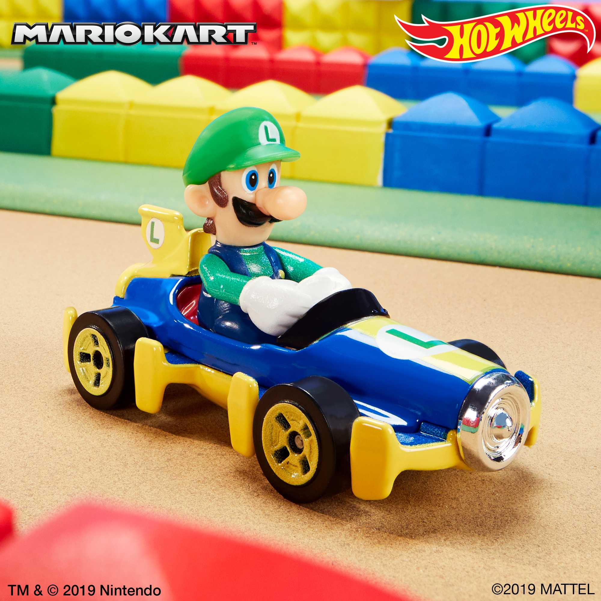 Hot Wheels Mario Kart Luigi, Mach 8 Vehicle - Image 2