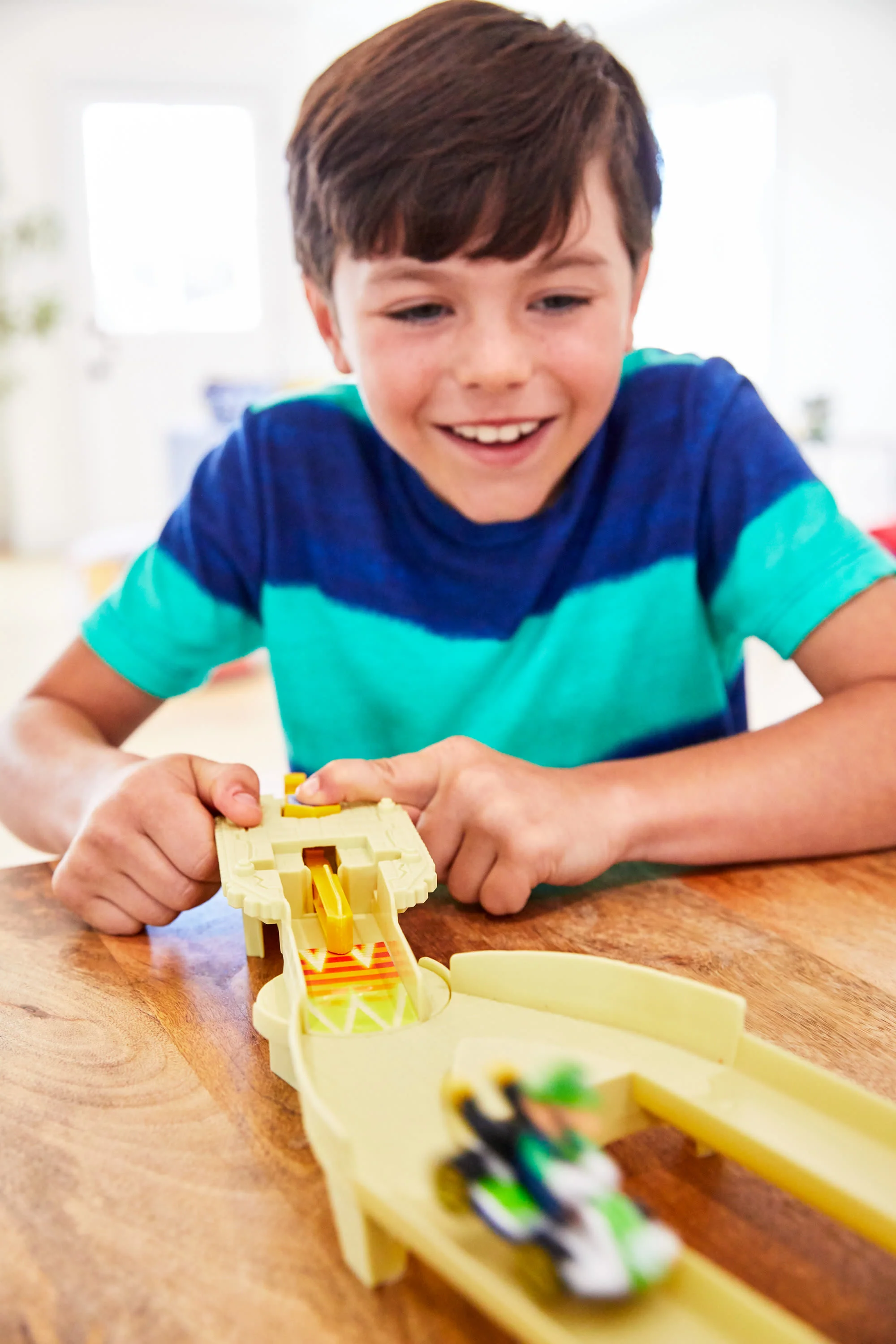 Hot Wheels Mario Kart  thwomp Ruins Track Set - Image 5