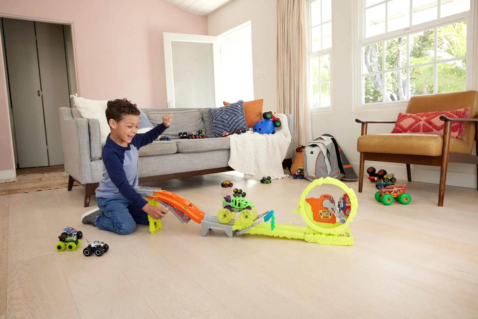 Hot Wheels Monster Trucks-Défi Course Électrifiante-Coffret - Image 2