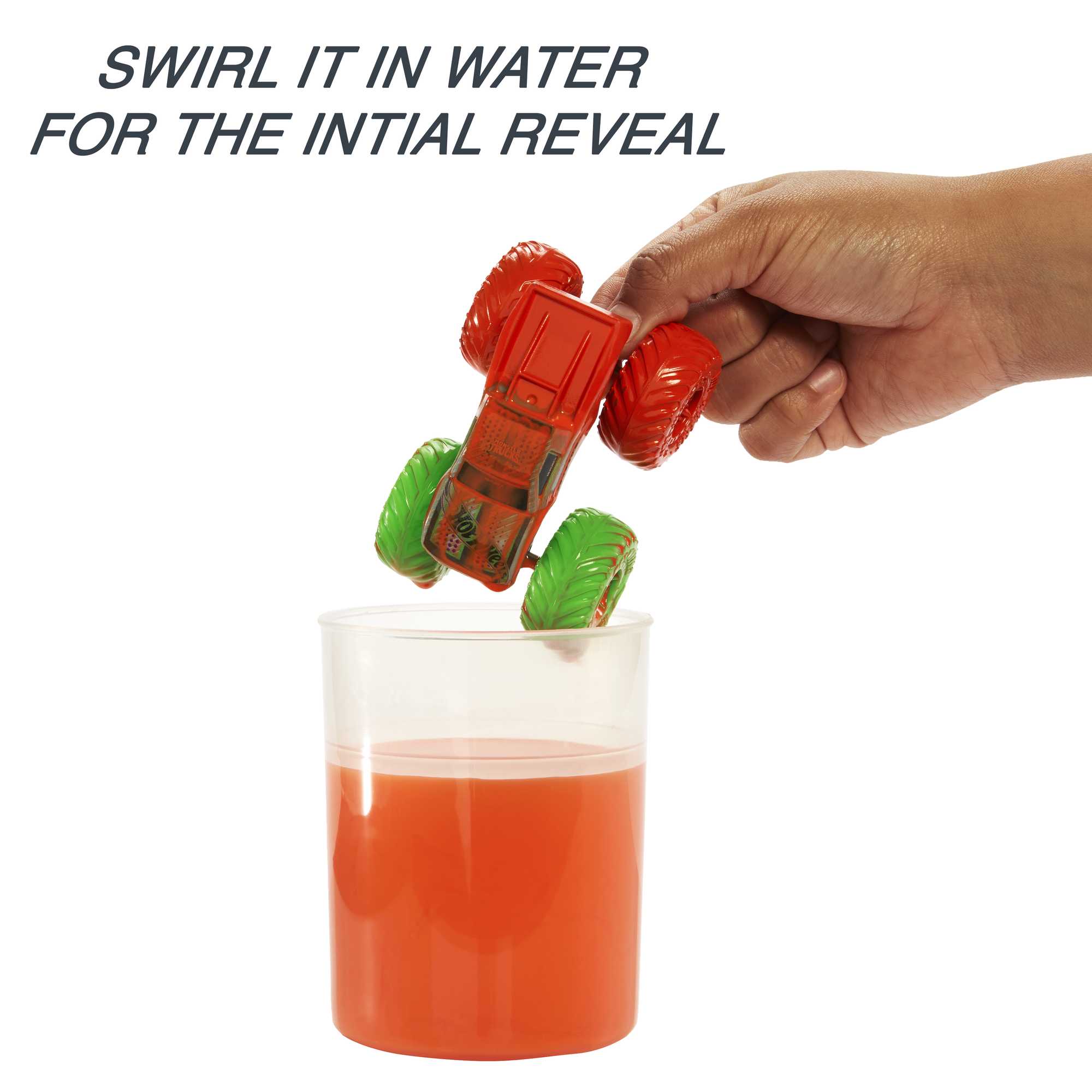 Hot Wheels Monster Trucks Color Reveal Truck, 1:64 Scale Color- Shifting Toy Truck With 2 Cups, Lid & Crushed Car Water Blaster - Image 3