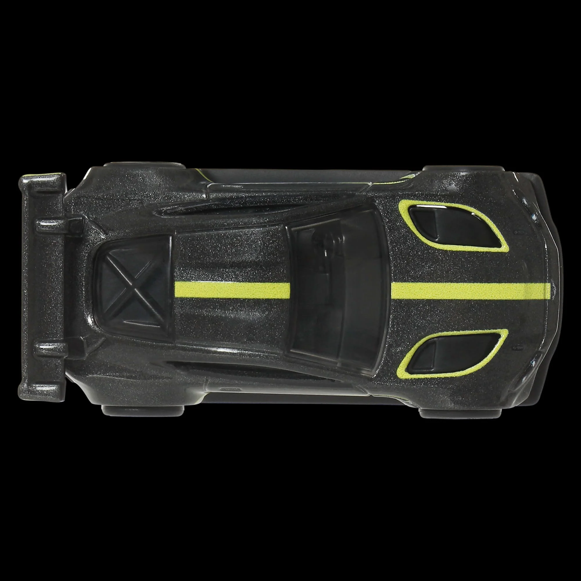 Hot Wheels Car Culture Premium 1:64 Scale Die-Cast Toy Aston Martin Vantage Gte For Collectors - Image 3