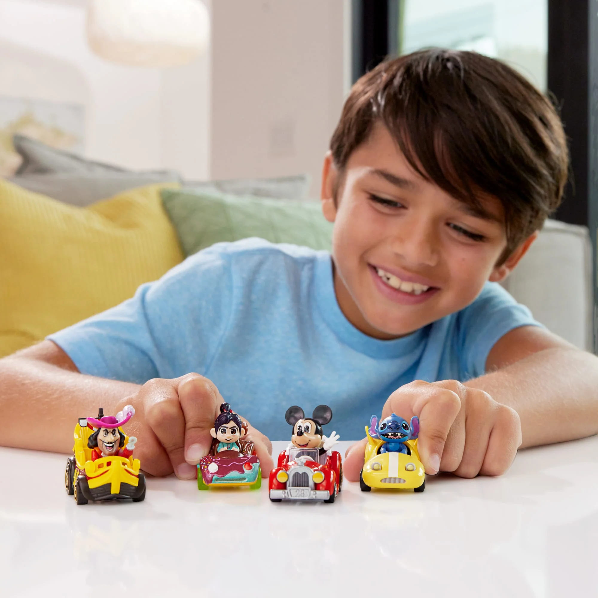 Hot Wheels RacerVerse Veículo de Brinquedo Capitão Gancho - Image 2