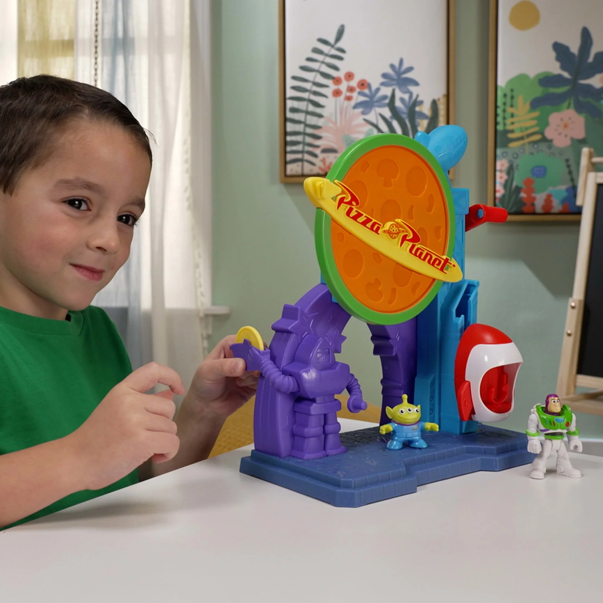 Imaginext Project Target Set de Juego Set de Pizza Planet con Buzz y Alien - Image 2