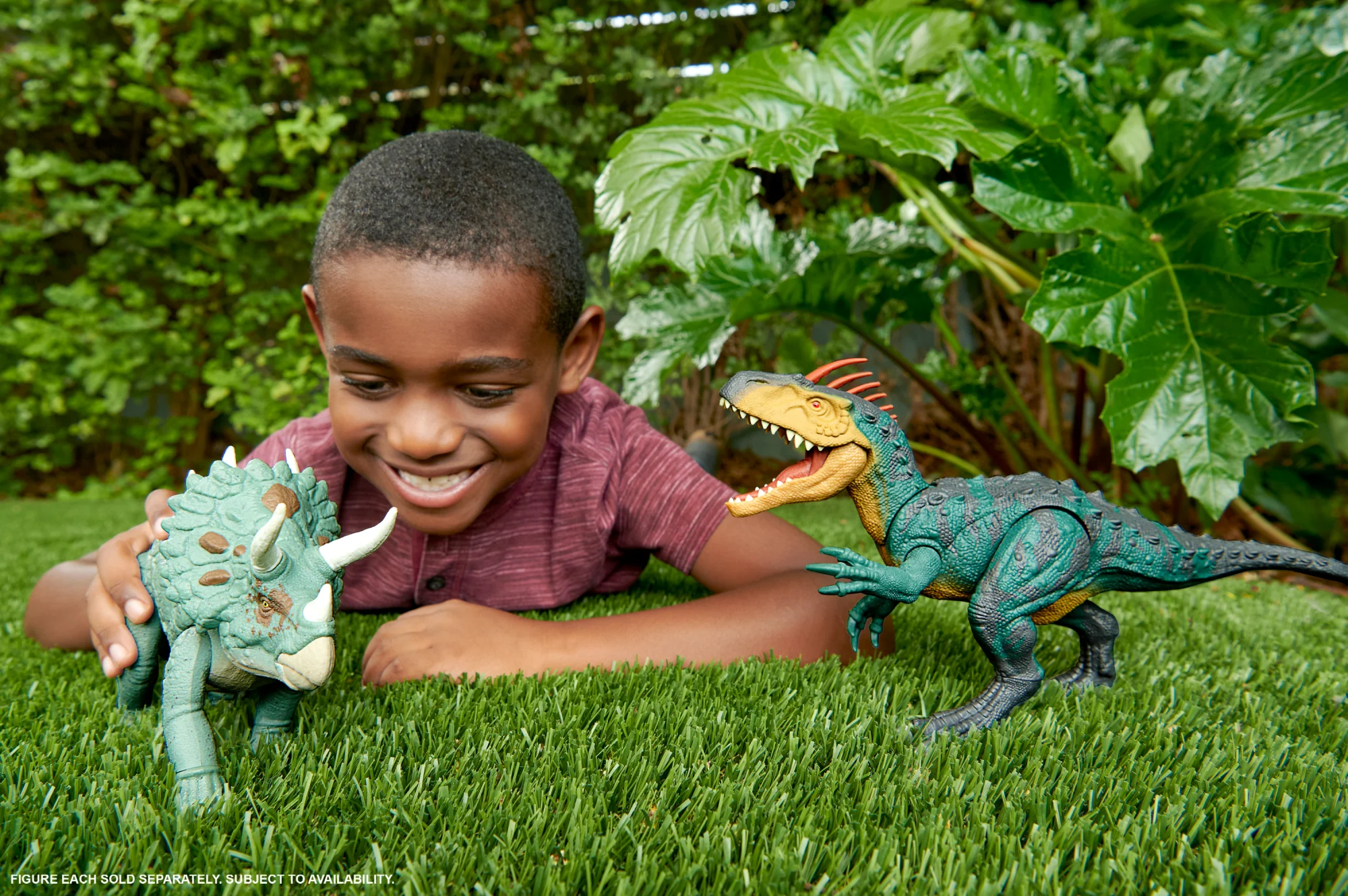 Jurassic World Gigantic Trackers Neovenator Dinosaur Action Figure Toy, Large Species - Image 2
