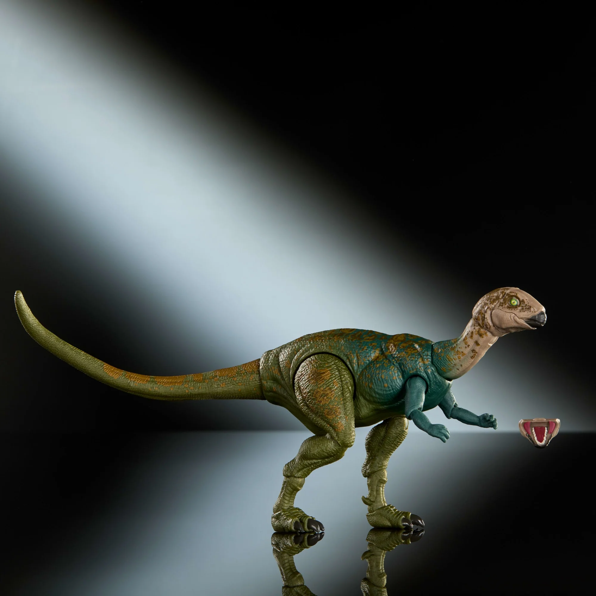 Jurassic World Hammond Collection Dryosaurus Dinosaur Figure, Deluxe Design And 17 Articulations - Image 3