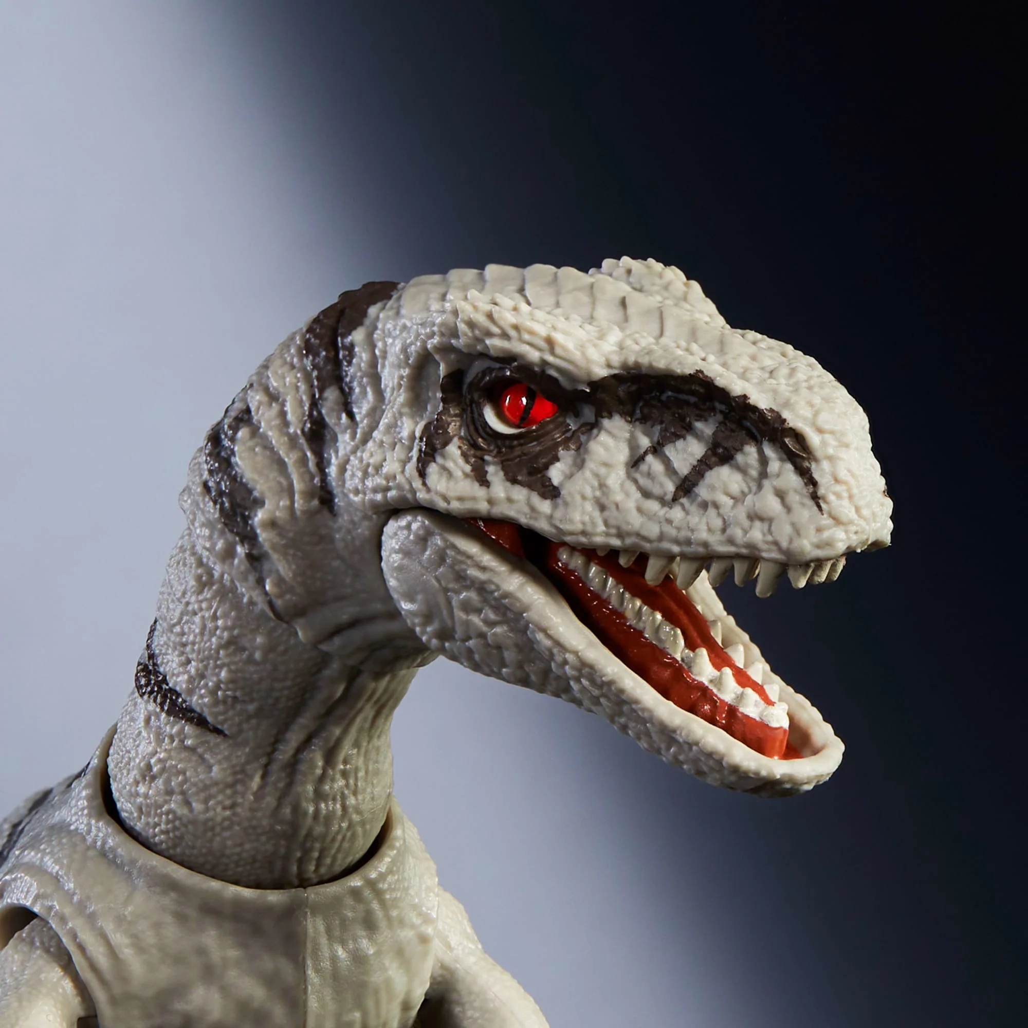 Jurassic World Hammond Collection Figura de Acción Atrociraptor Ghost - Image 3